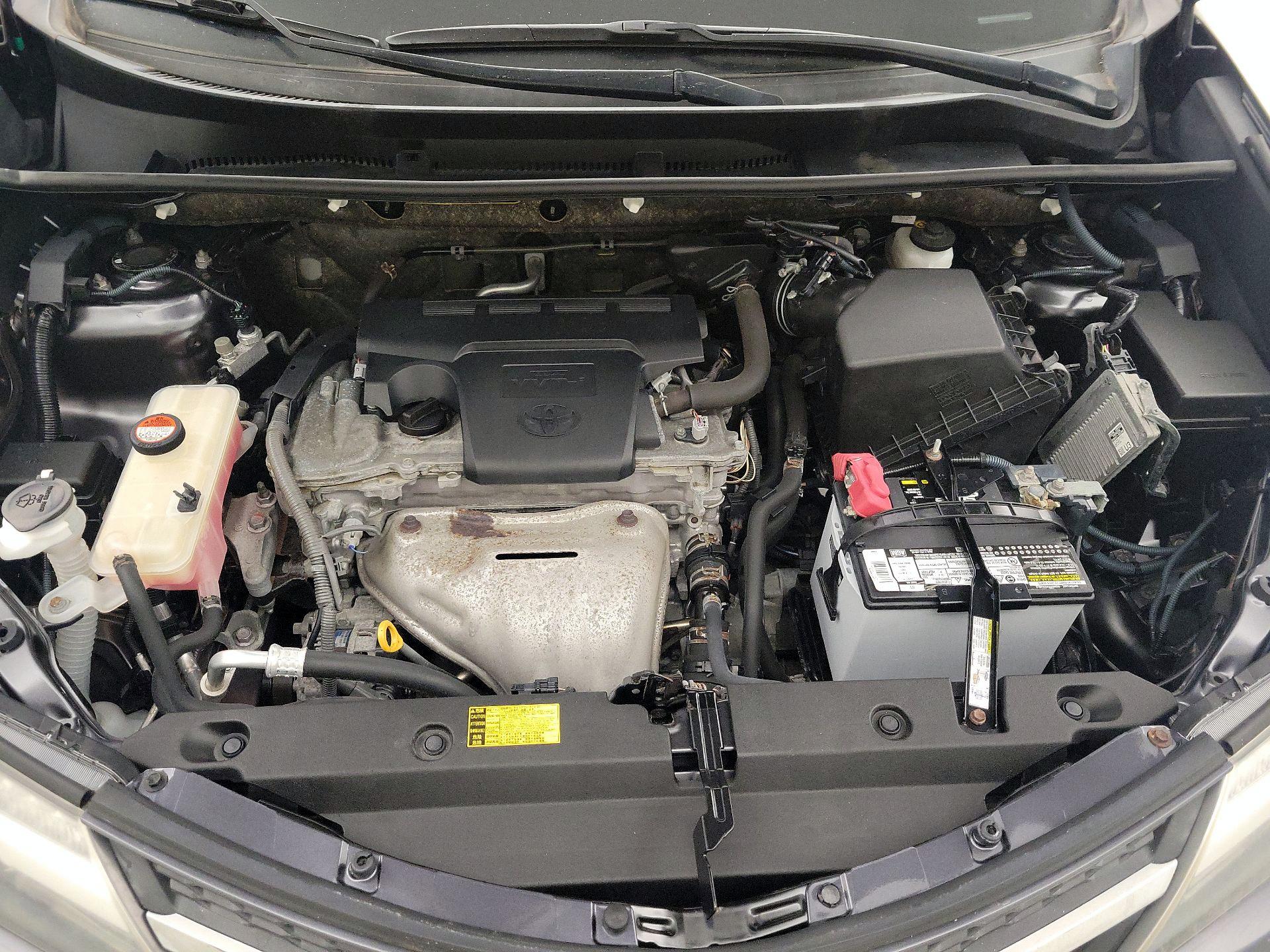 Thumbnail: 2015 Toyota RAV4 - 20
