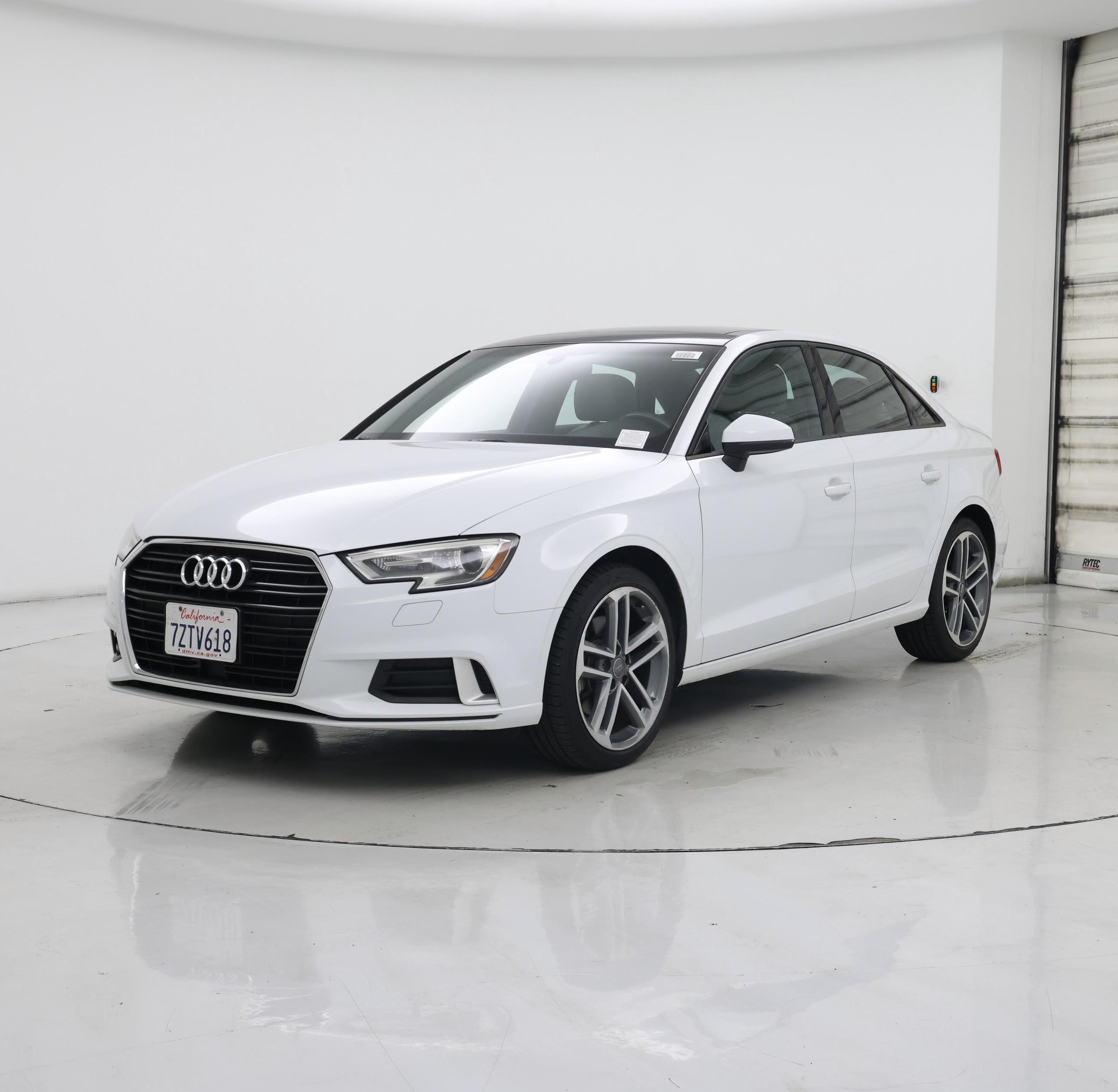 Thumbnail: 2017 Audi A3 - 4