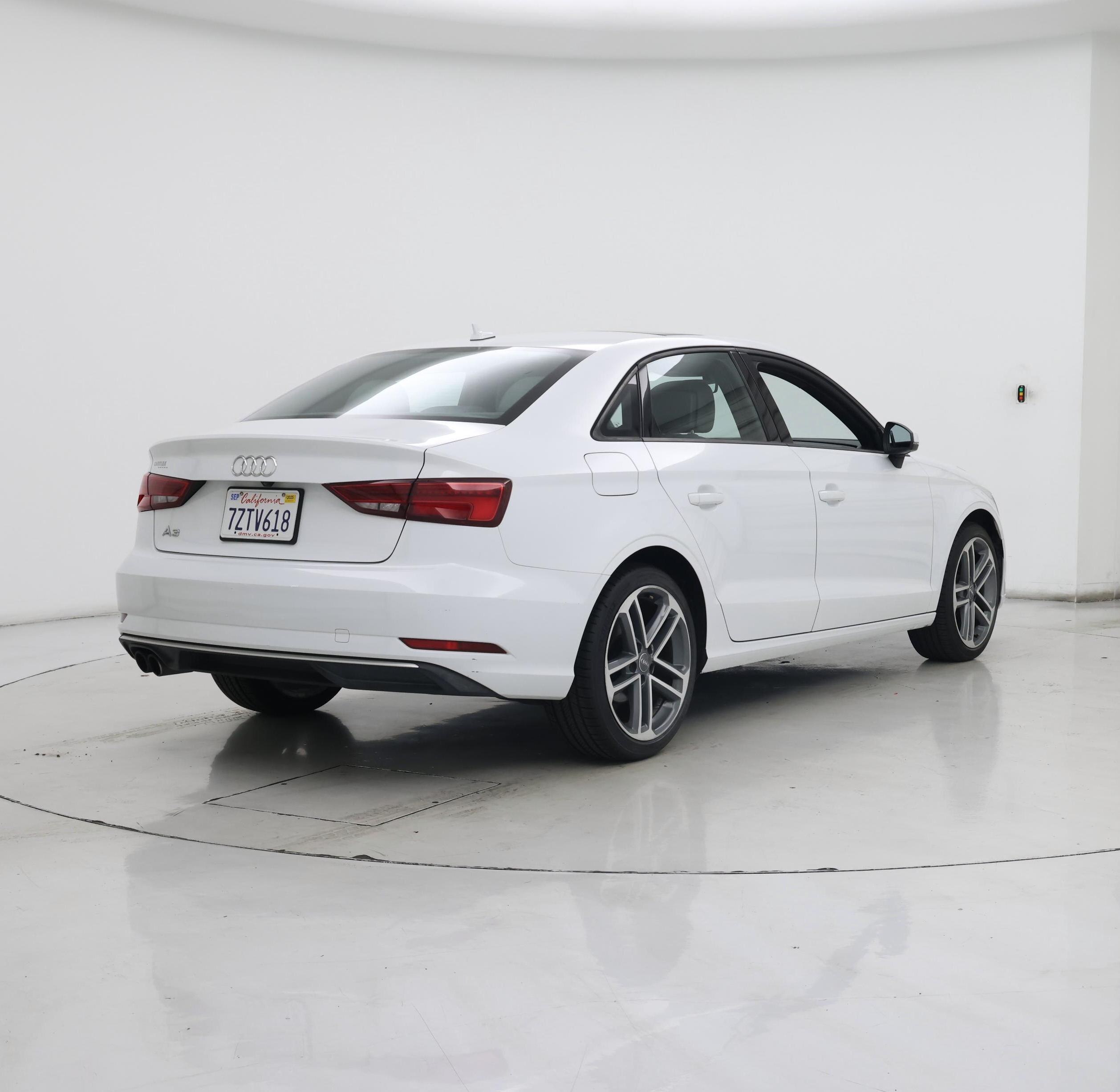 Thumbnail: 2017 Audi A3 - 8