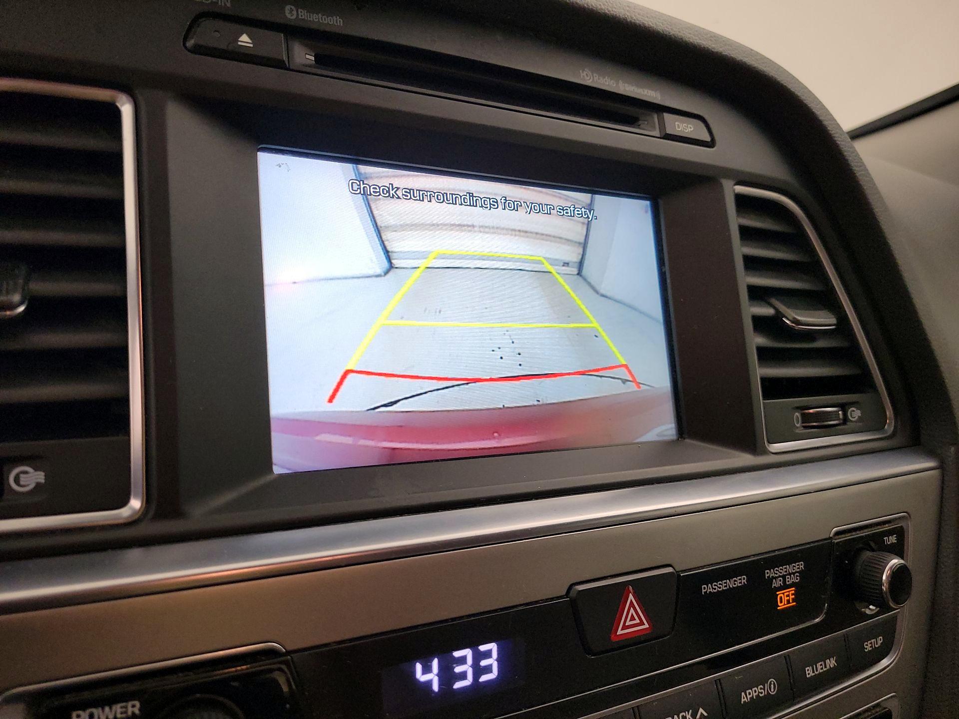 Thumbnail: 2016 Hyundai Sonata - 13