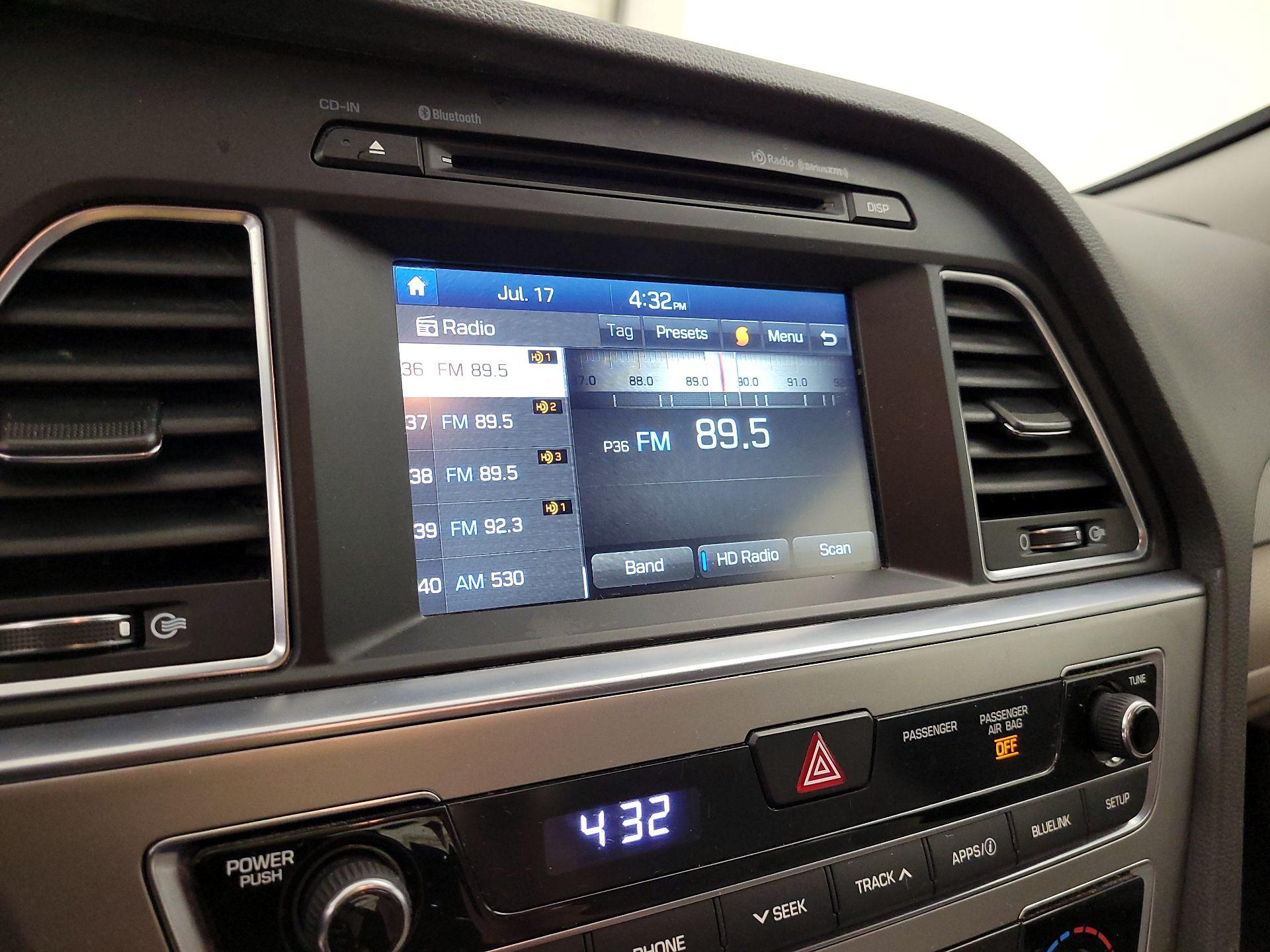 Thumbnail: 2016 Hyundai Sonata - 14
