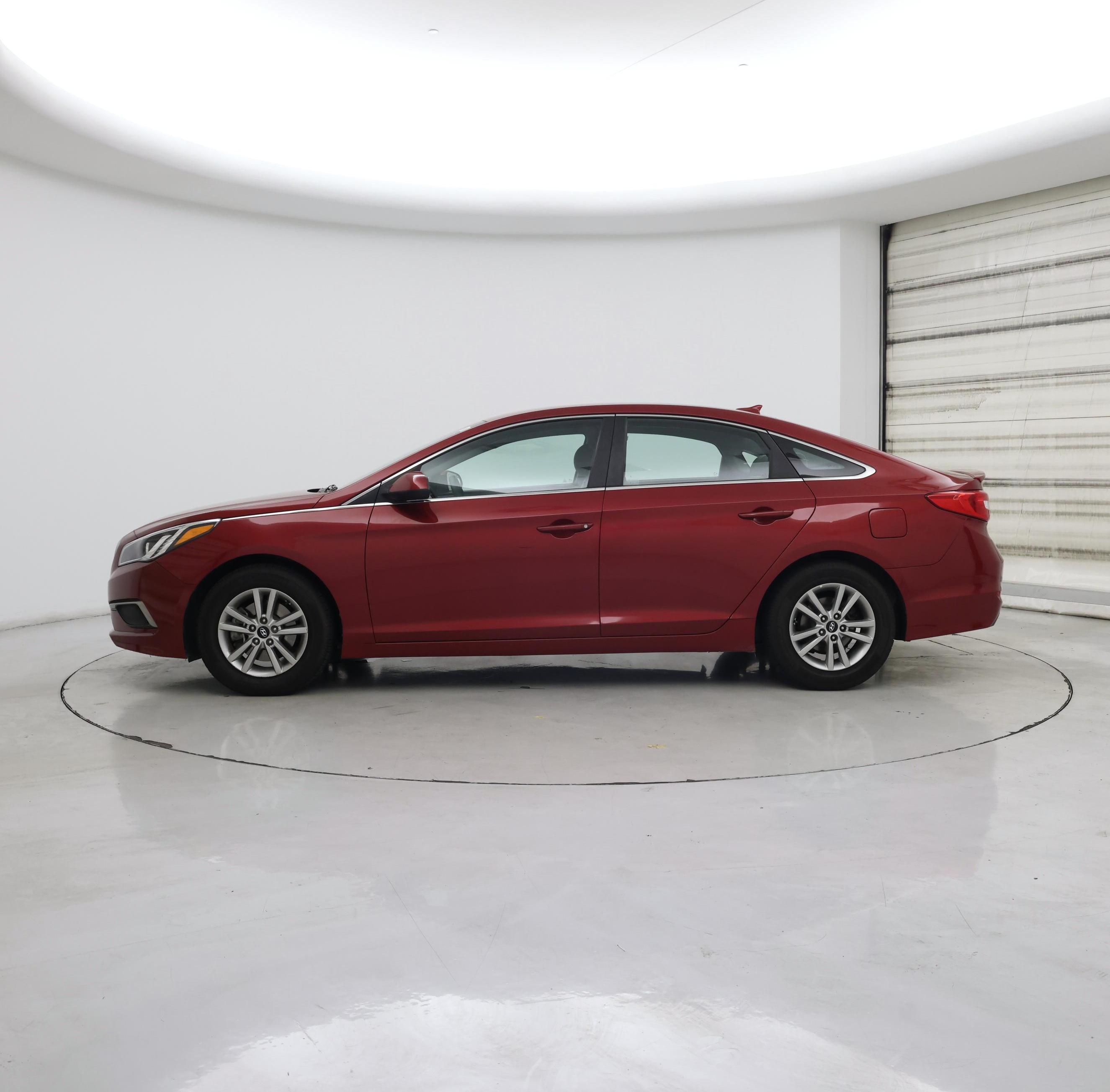 Thumbnail: 2016 Hyundai Sonata - 3
