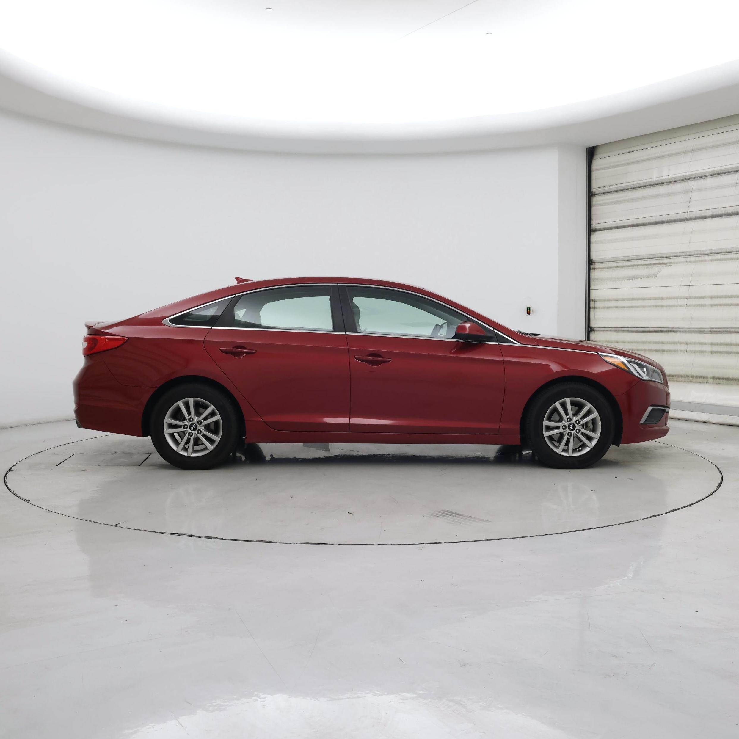 Thumbnail: 2016 Hyundai Sonata - 7