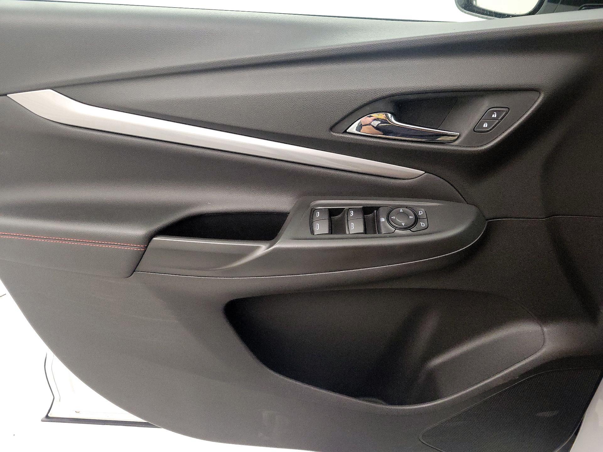 Thumbnail: 2023 Chevrolet Bolt EUV - 12