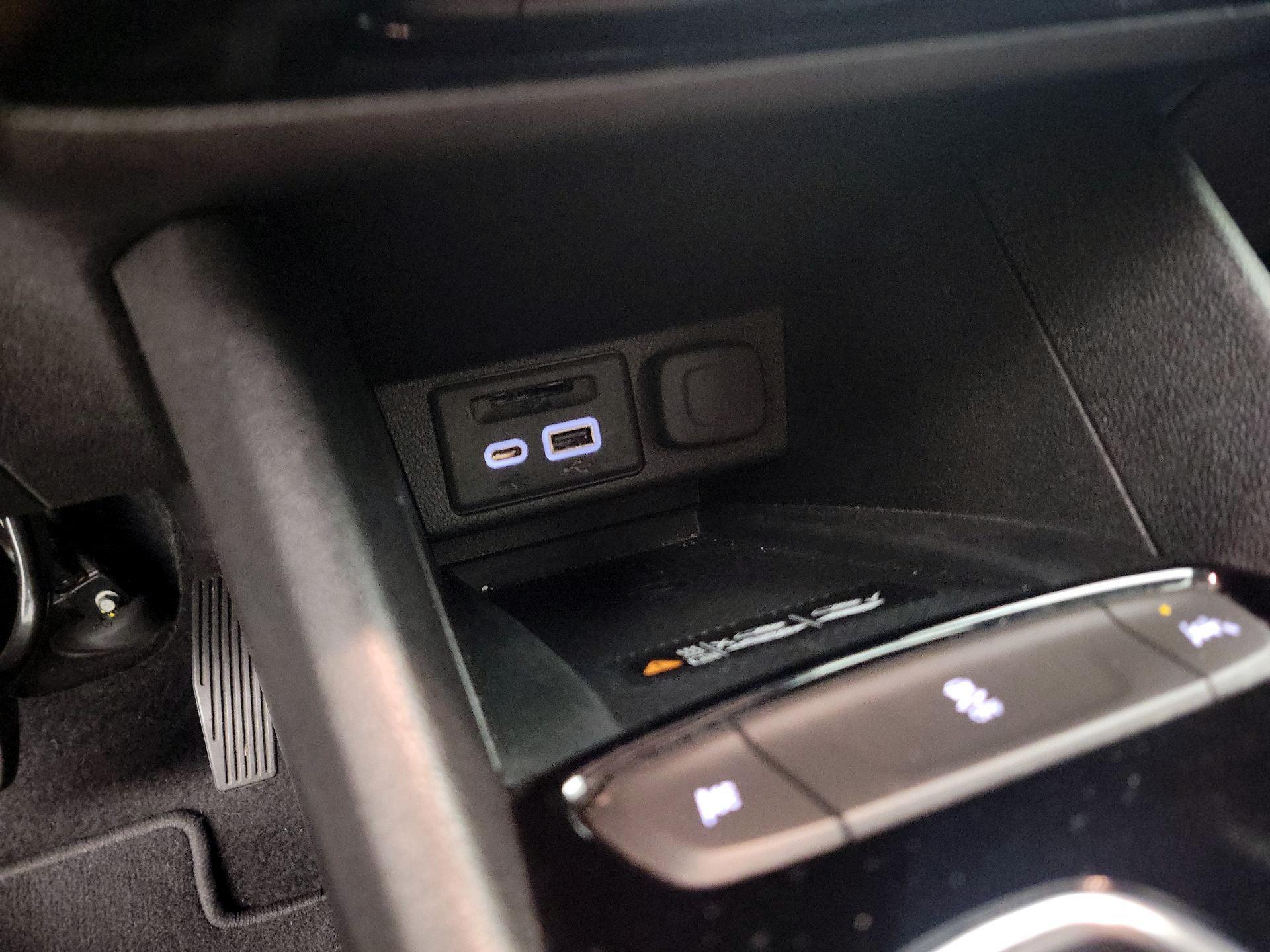 Thumbnail: 2023 Chevrolet Bolt EUV - 18