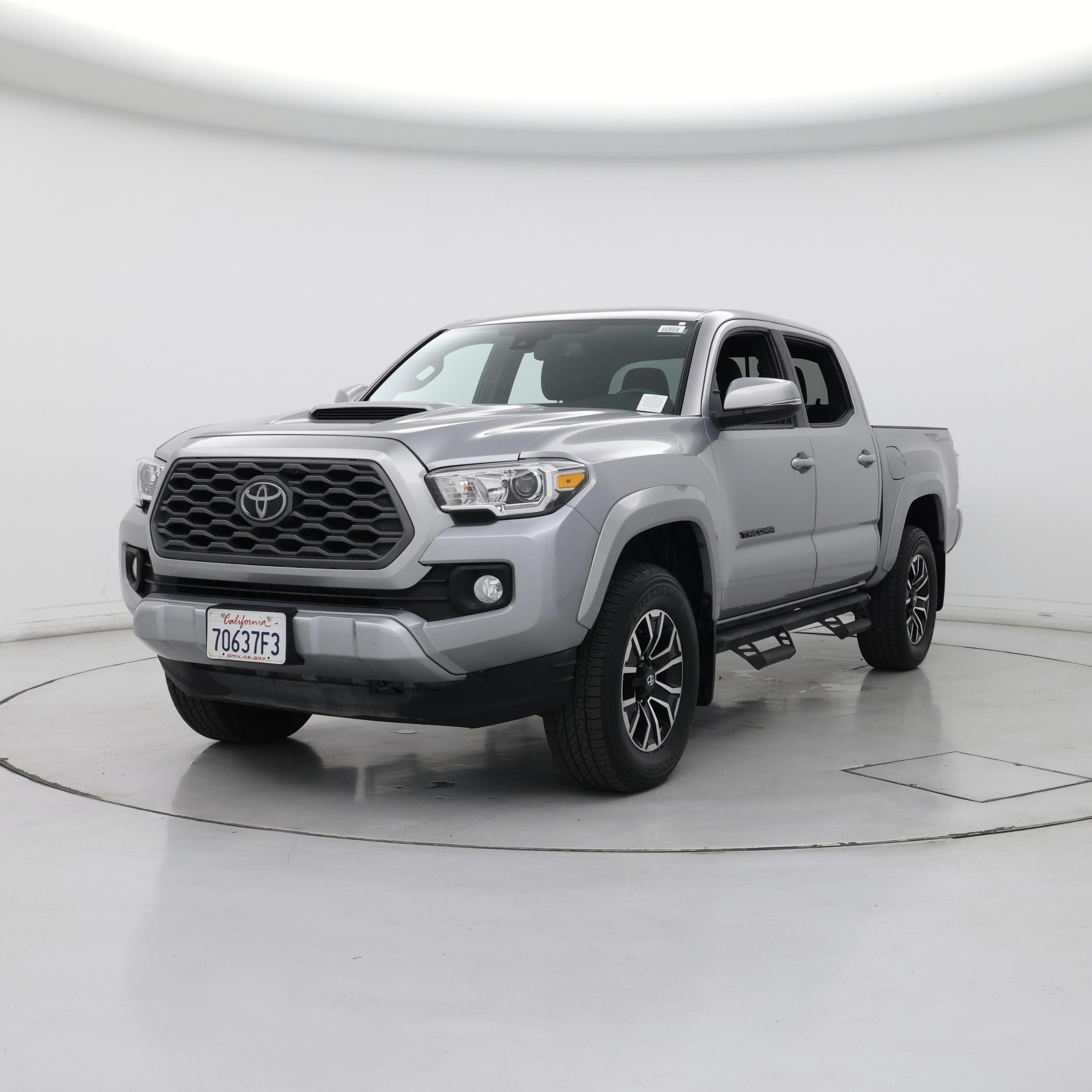 Thumbnail: 2021 Toyota Tacoma - 4