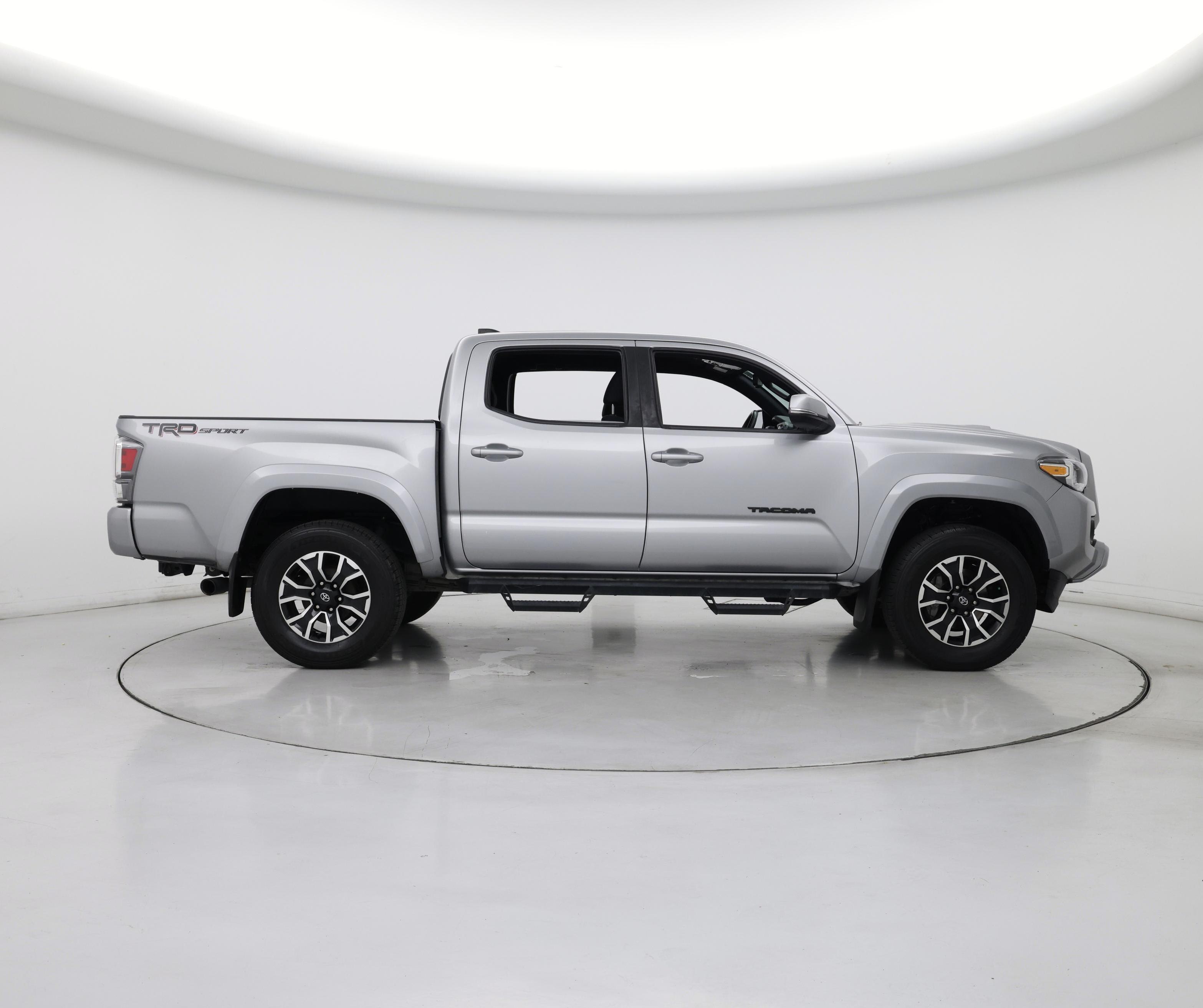Thumbnail: 2021 Toyota Tacoma - 7
