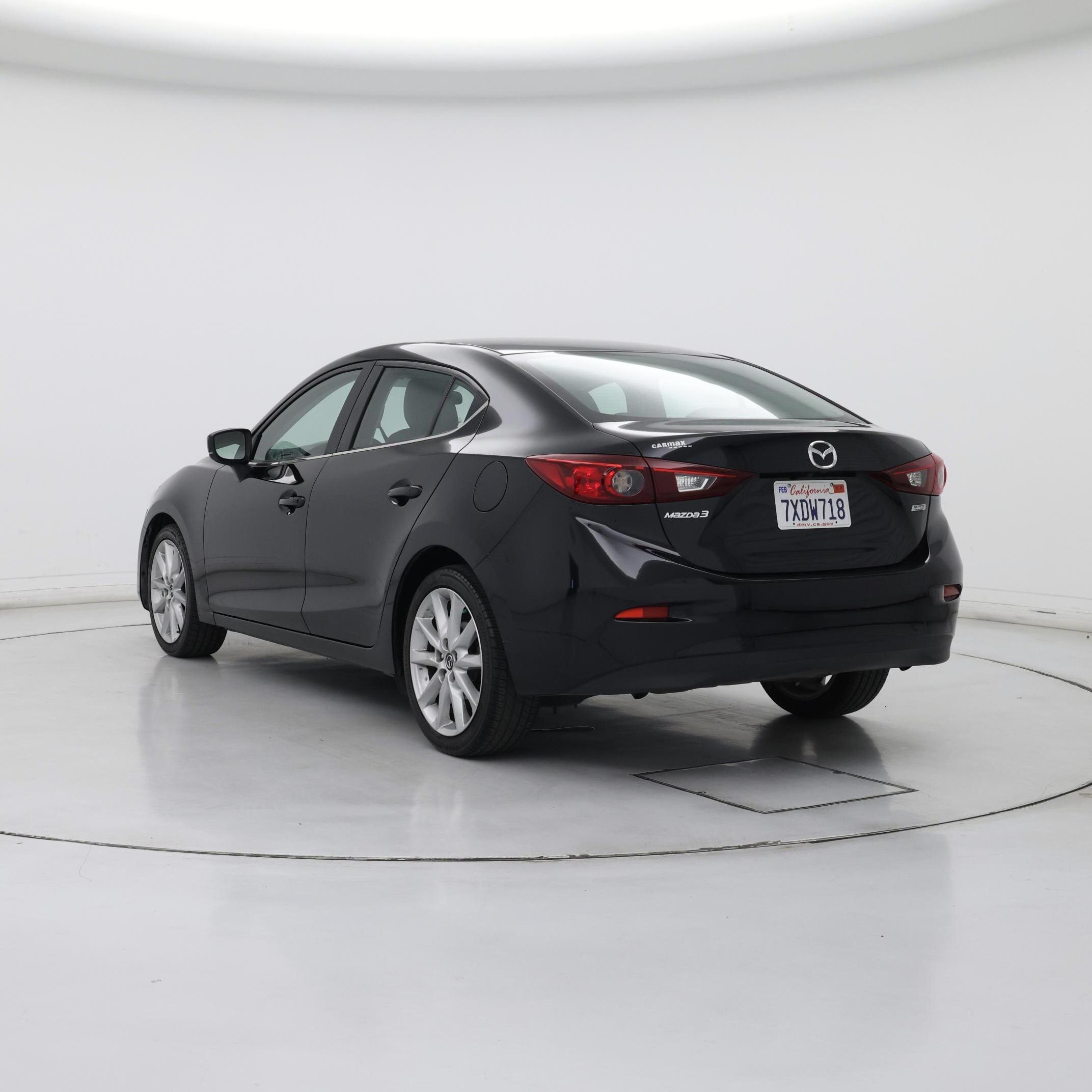 Thumbnail: 2017 Mazda Mazda3 - 2