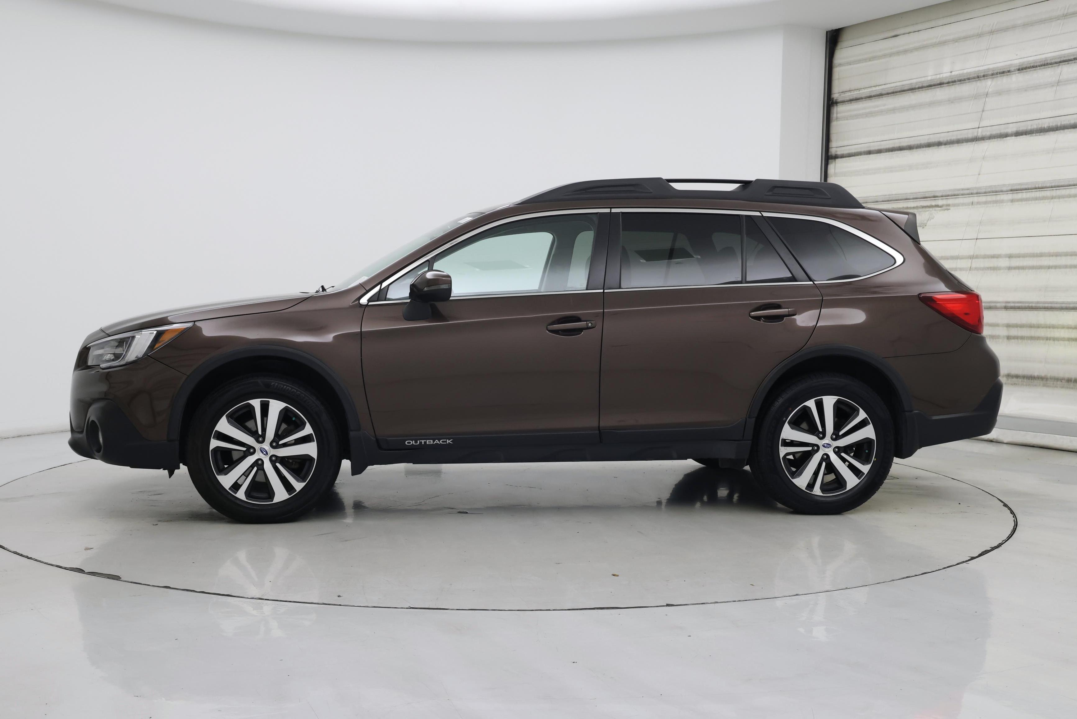 Thumbnail: 2019 Subaru Outback - 3