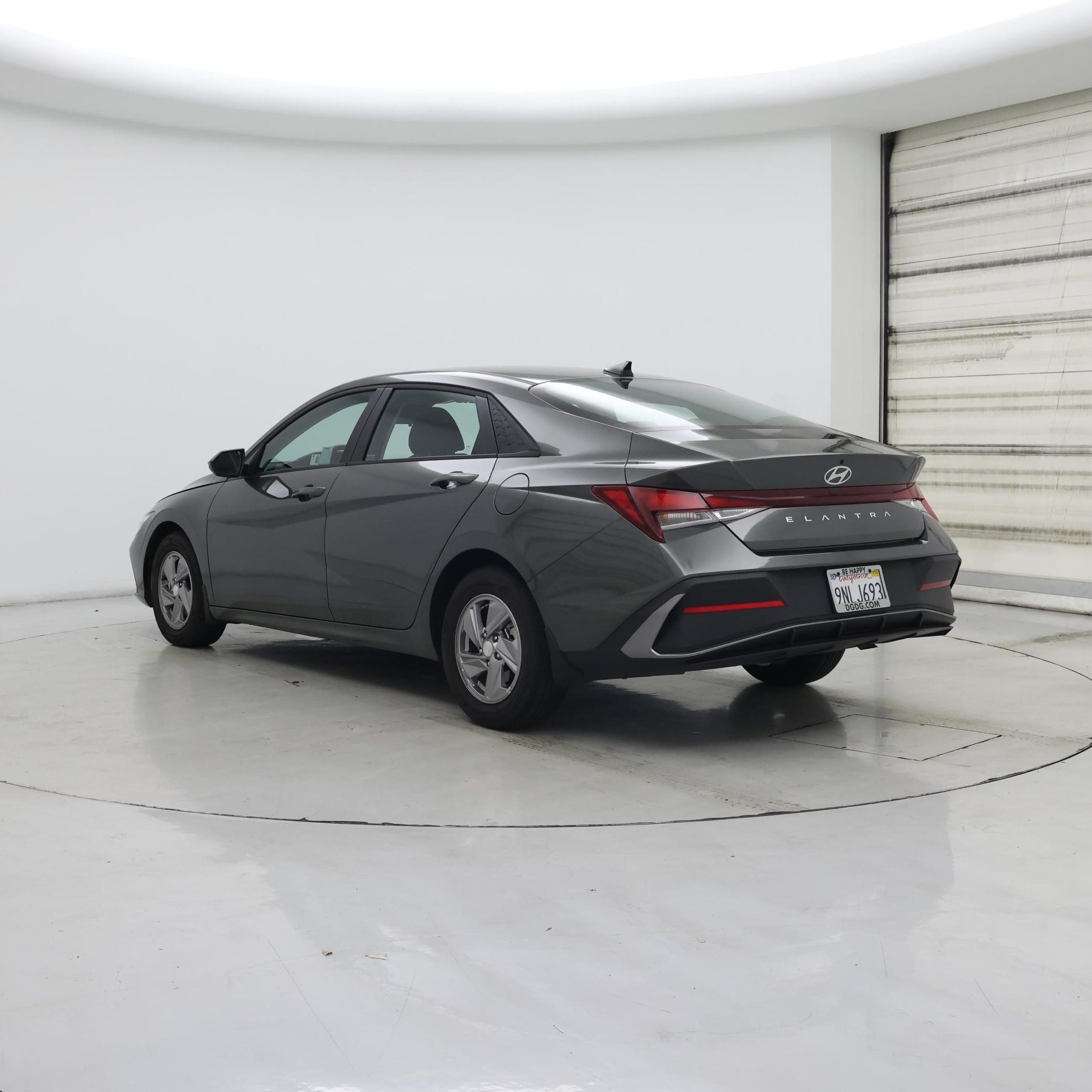 Thumbnail: 2024 Hyundai Elantra - 2