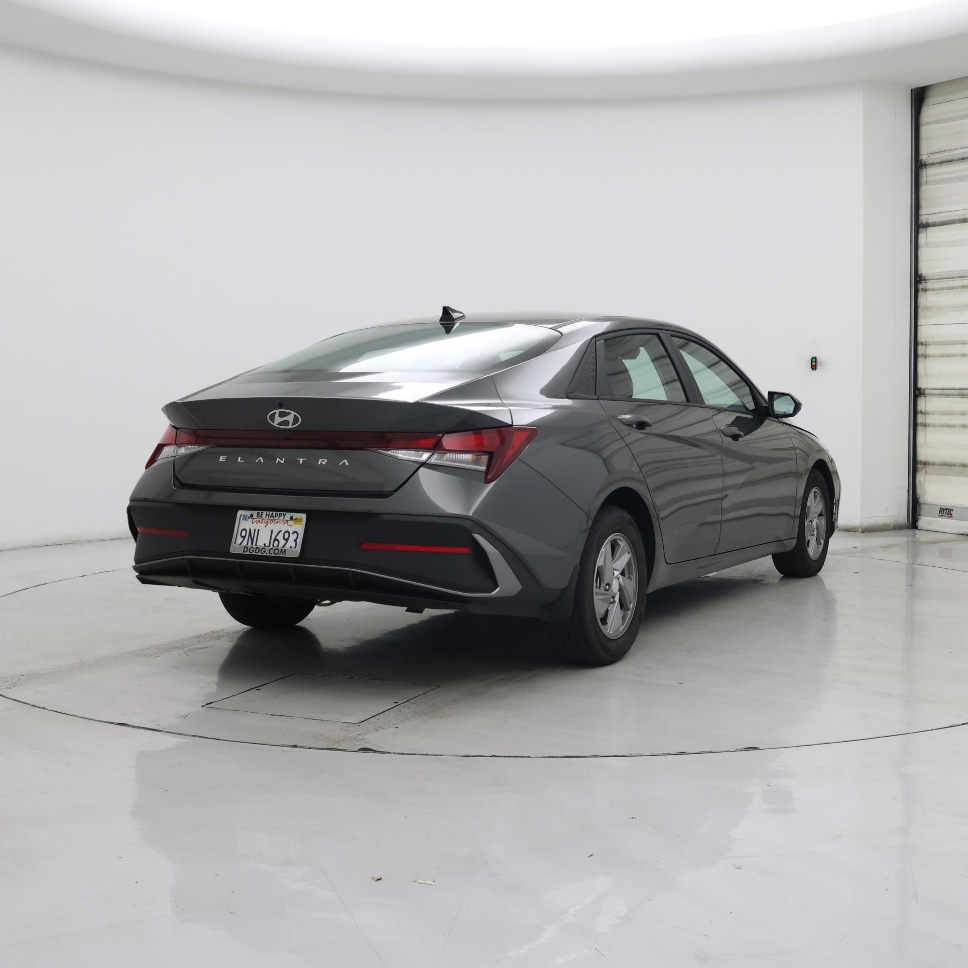 Thumbnail: 2024 Hyundai Elantra - 8