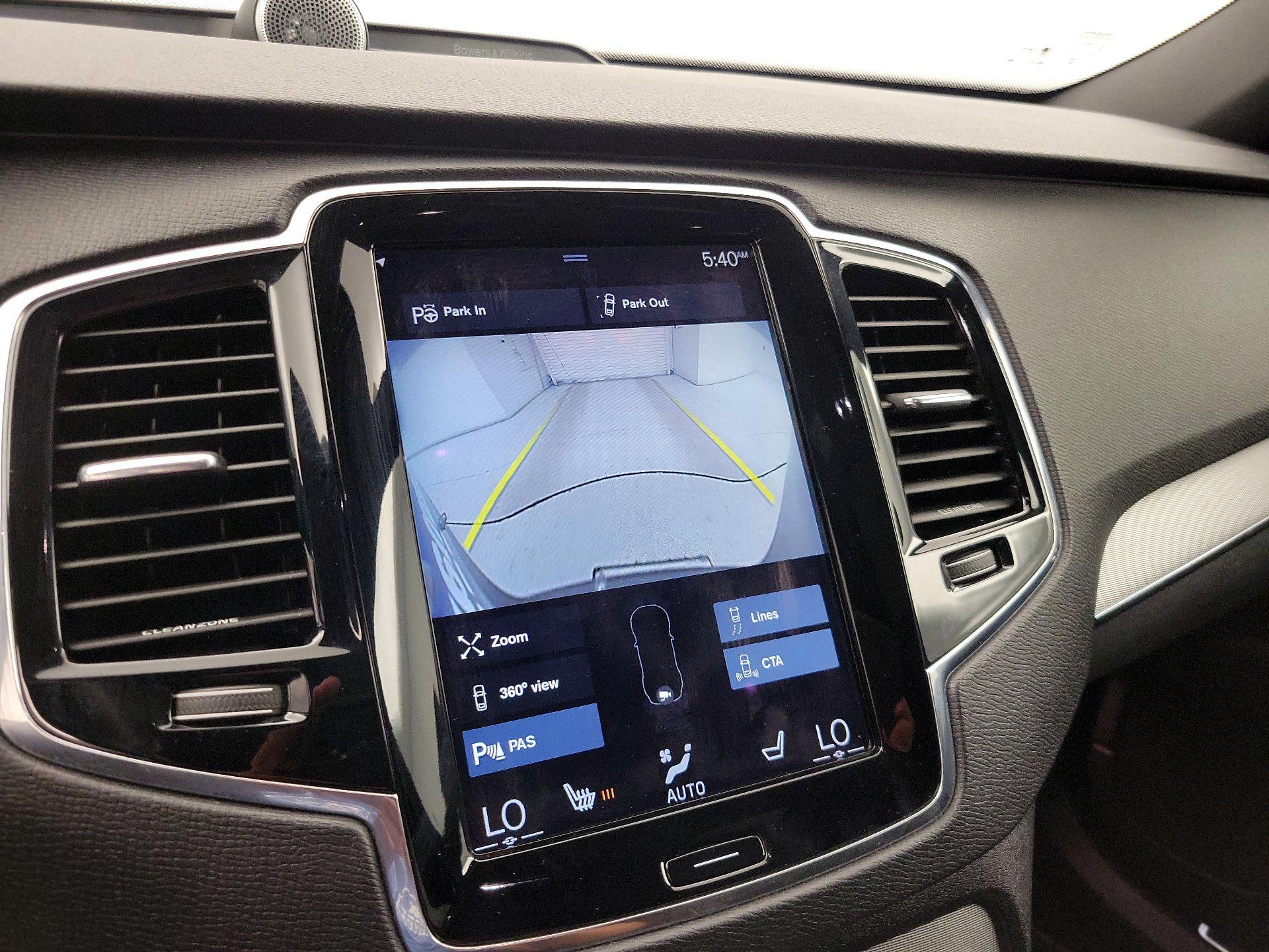 Thumbnail: 2016 Volvo XC90 - 15