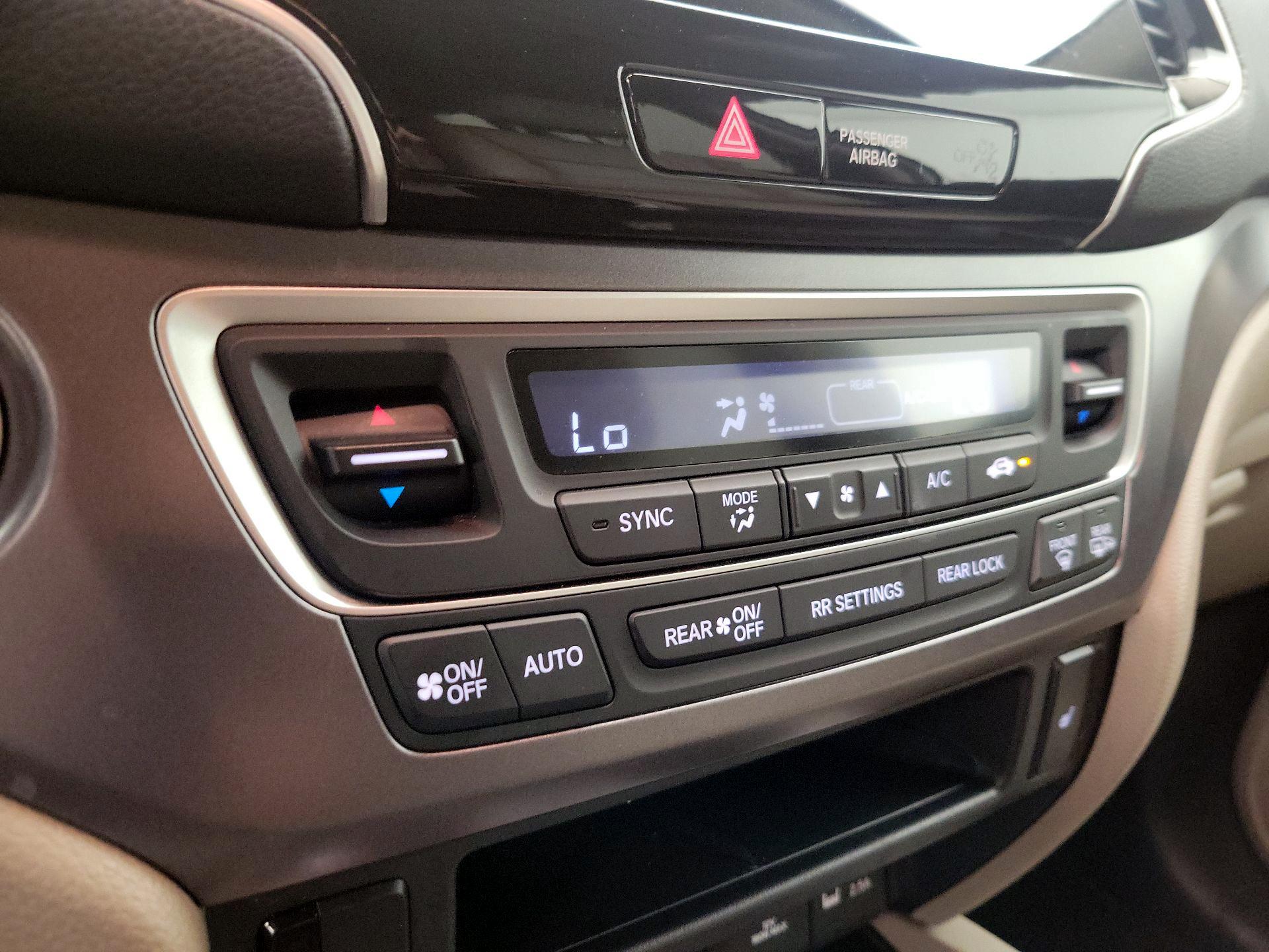 Thumbnail: 2021 Honda Pilot - 16