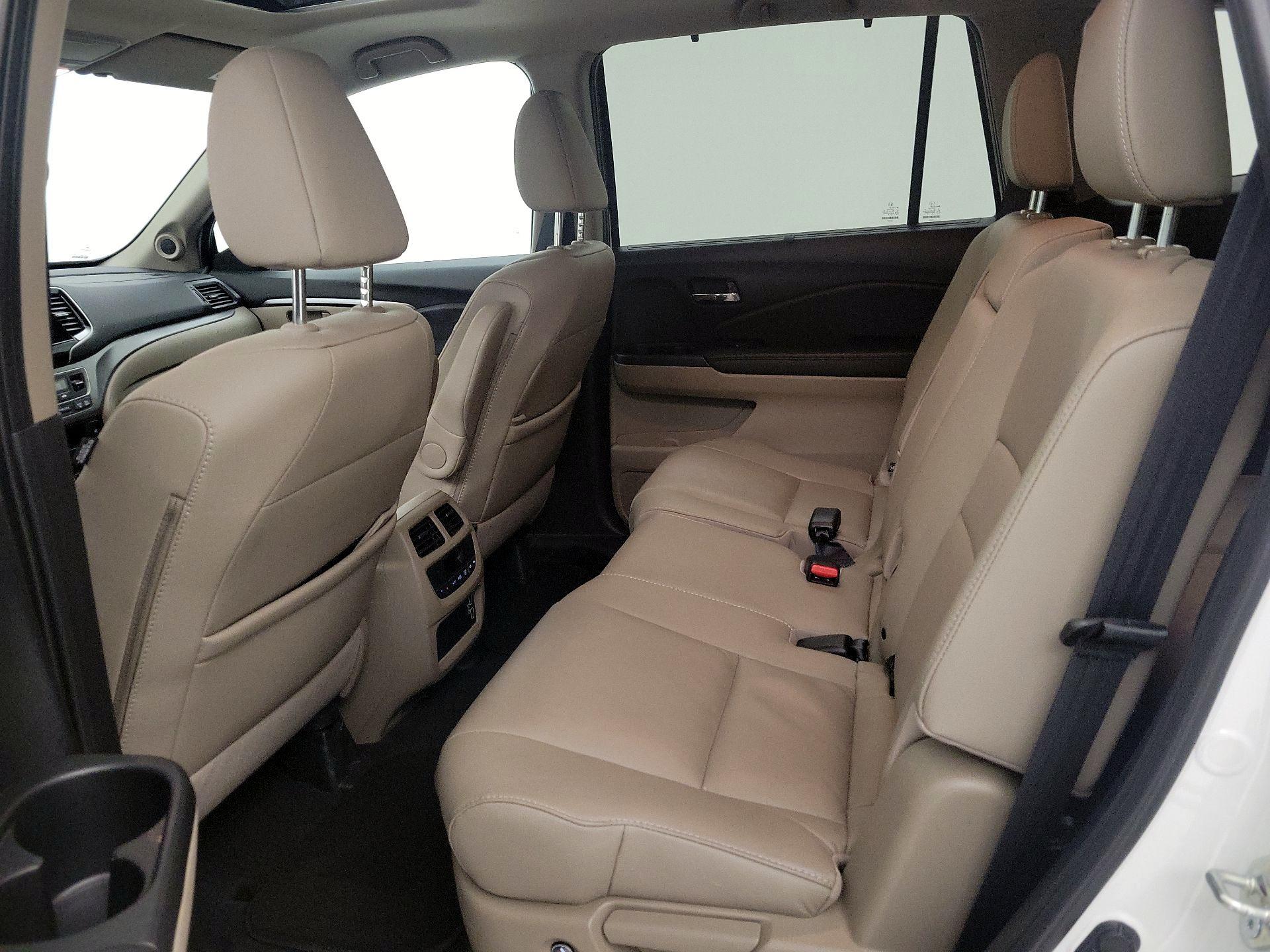 Thumbnail: 2021 Honda Pilot - 20