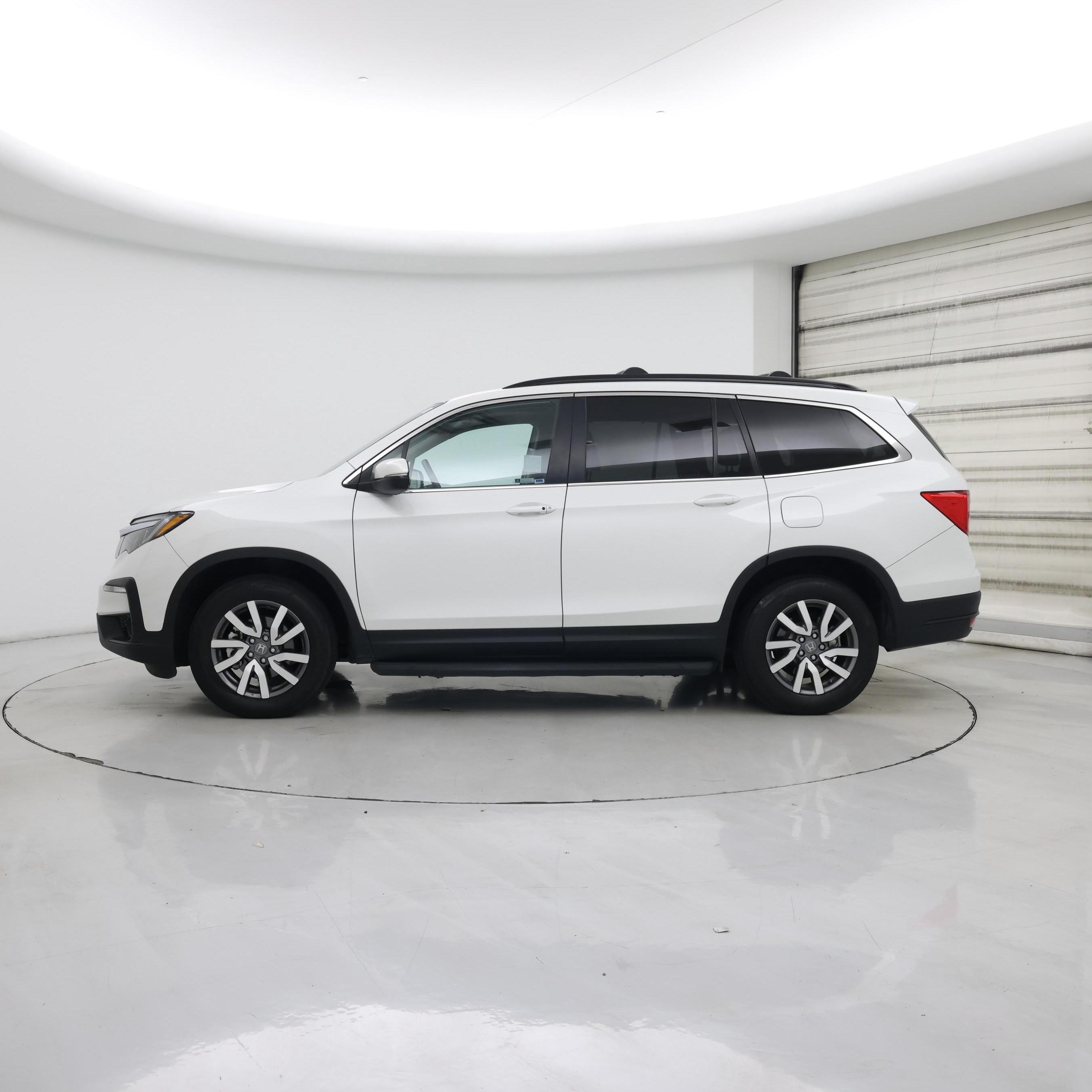Thumbnail: 2021 Honda Pilot - 3