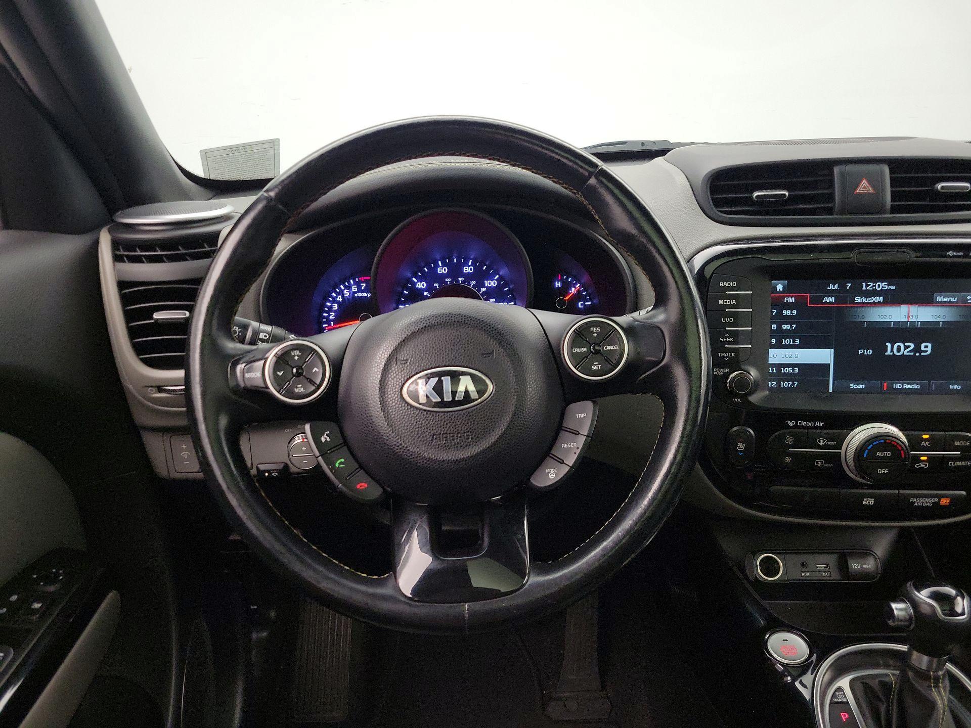 Thumbnail: 2015 Kia Soul - 10