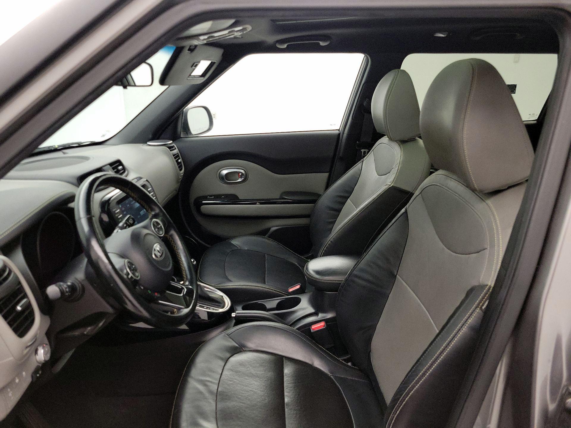 Thumbnail: 2015 Kia Soul - 11