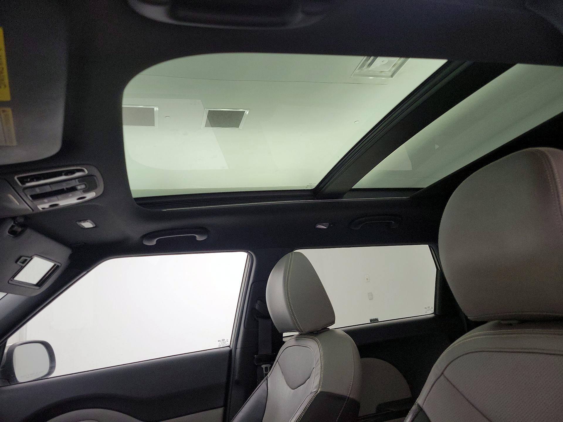Thumbnail: 2015 Kia Soul - 20