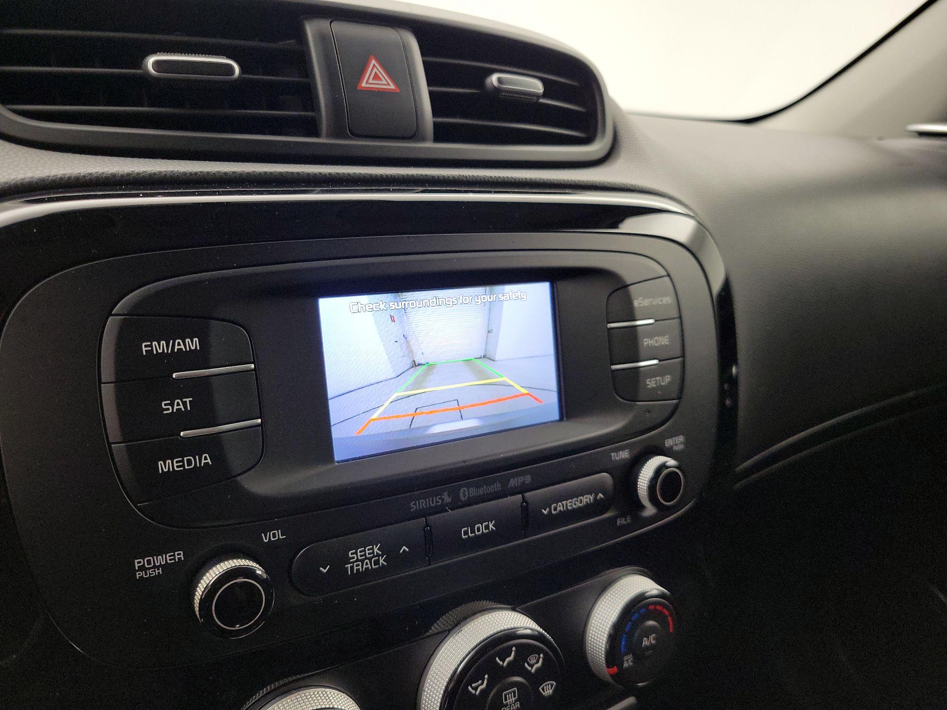 Thumbnail: 2016 Kia Soul - 14