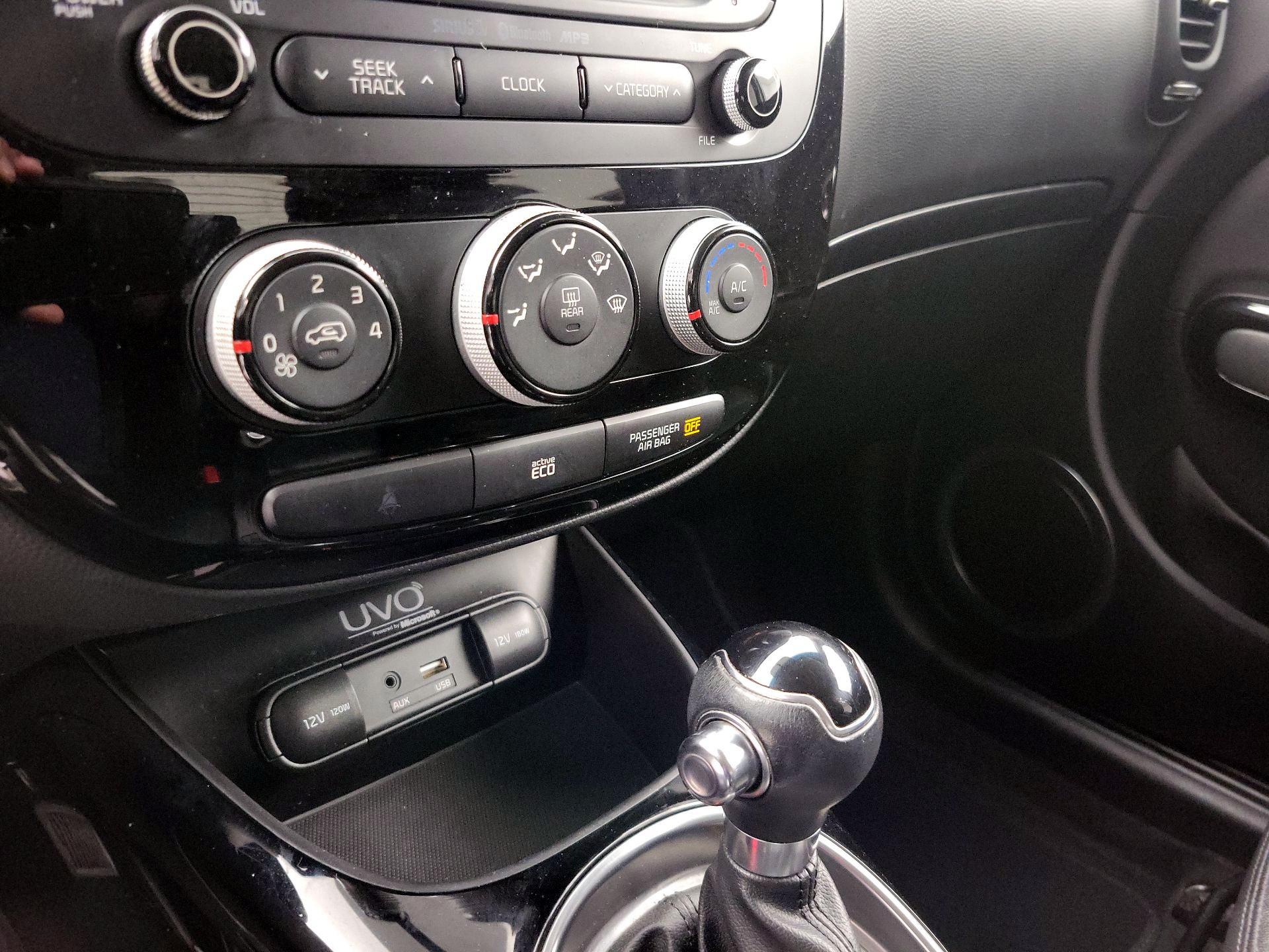 Thumbnail: 2016 Kia Soul - 16