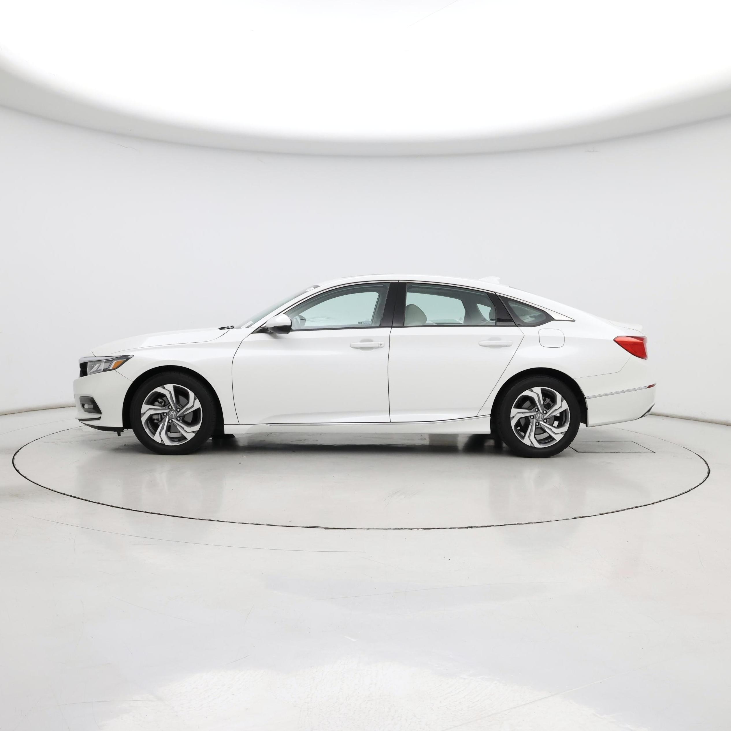 Thumbnail: 2018 Honda Accord - 3