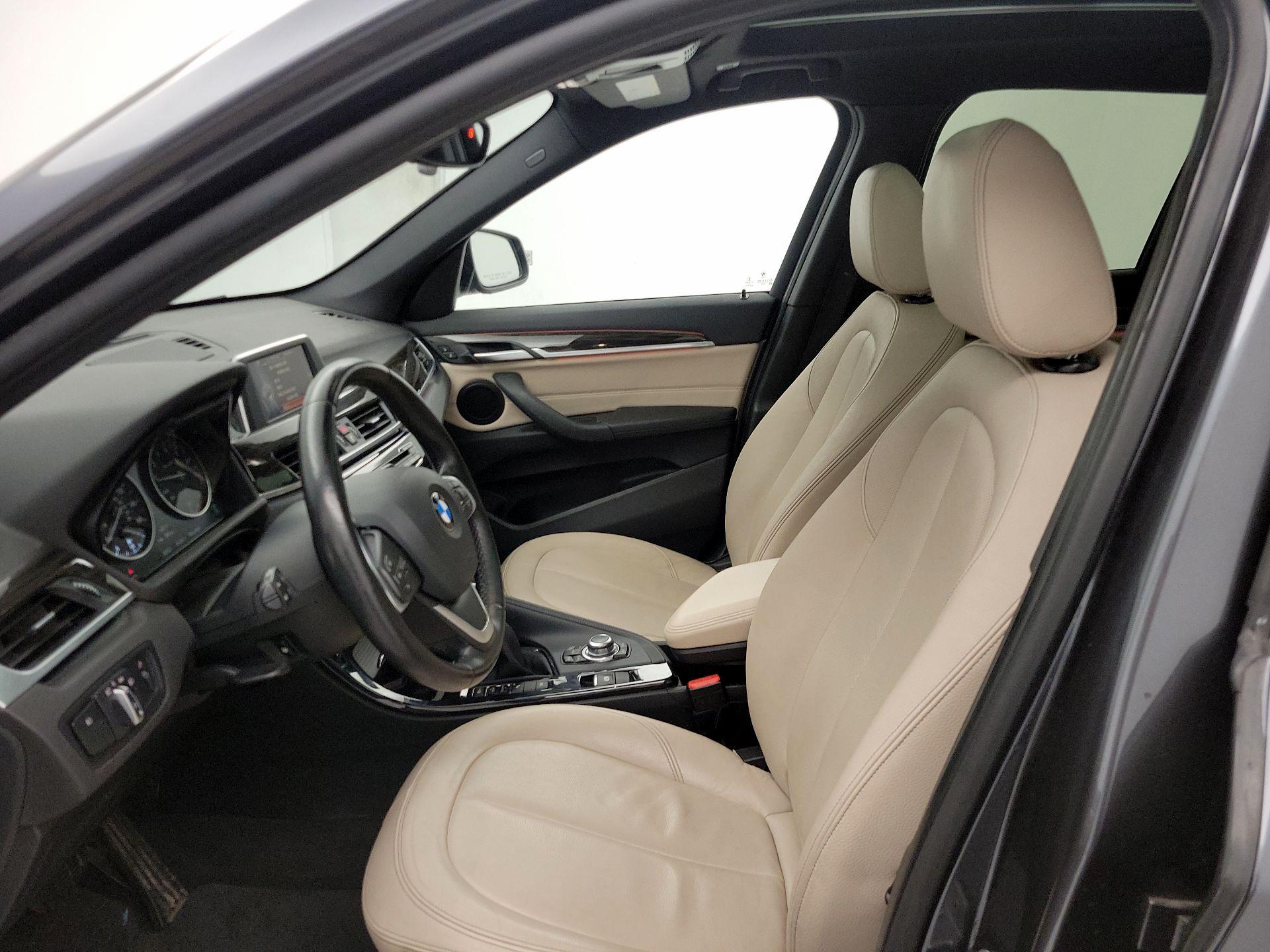 Thumbnail: 2016 BMW X1 - 11