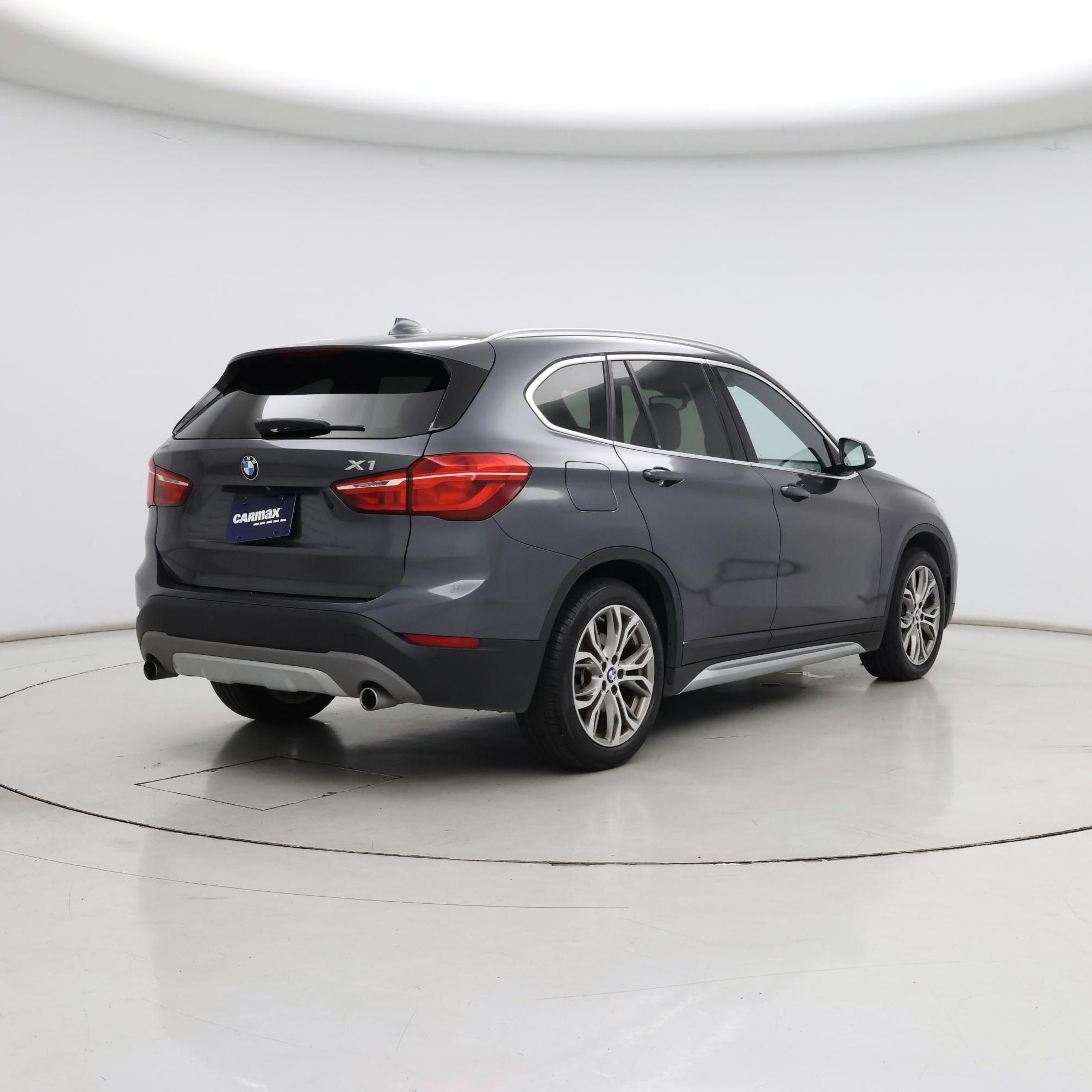 Thumbnail: 2016 BMW X1 - 8