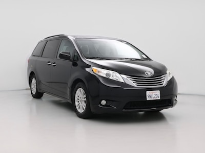 Black 2017 Toyota Sienna Limited