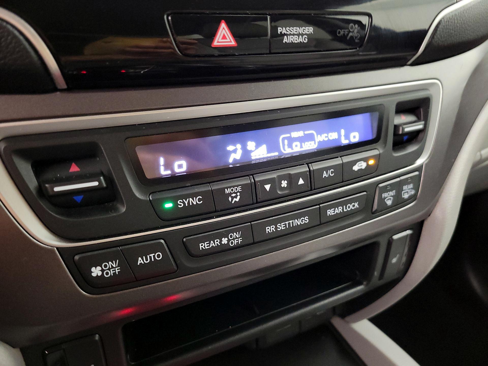 Thumbnail: 2021 Honda Pilot - 16