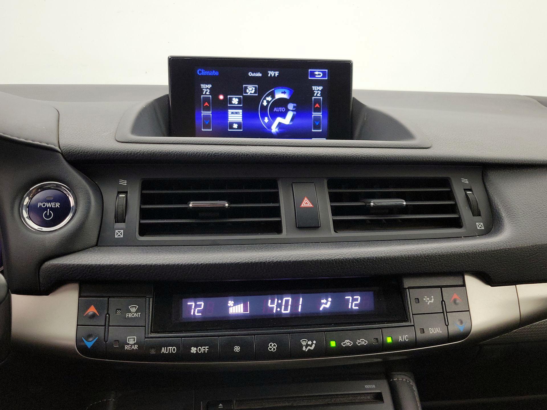 Thumbnail: 2015 Lexus CT - 17