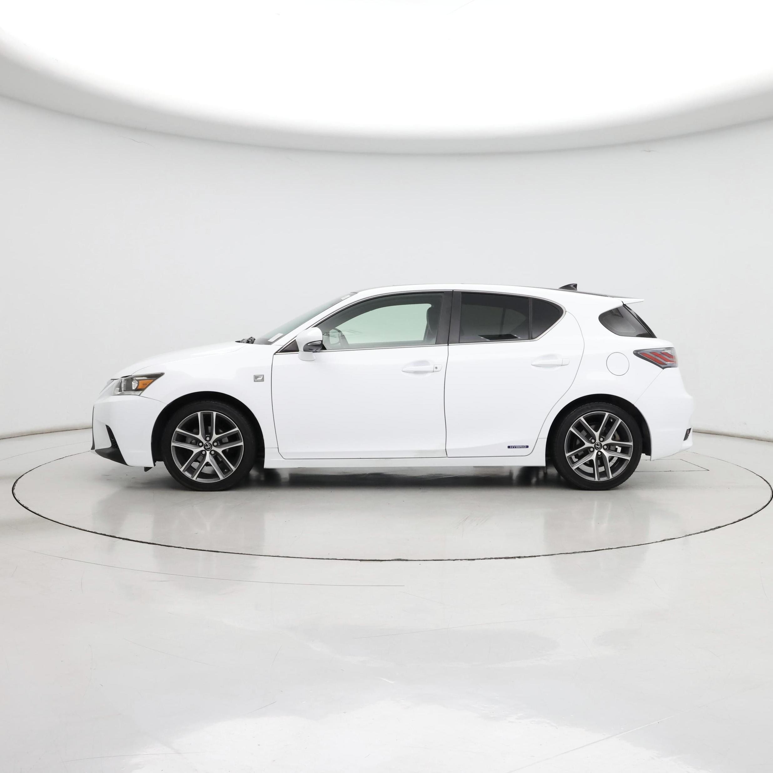 Thumbnail: 2015 Lexus CT - 3