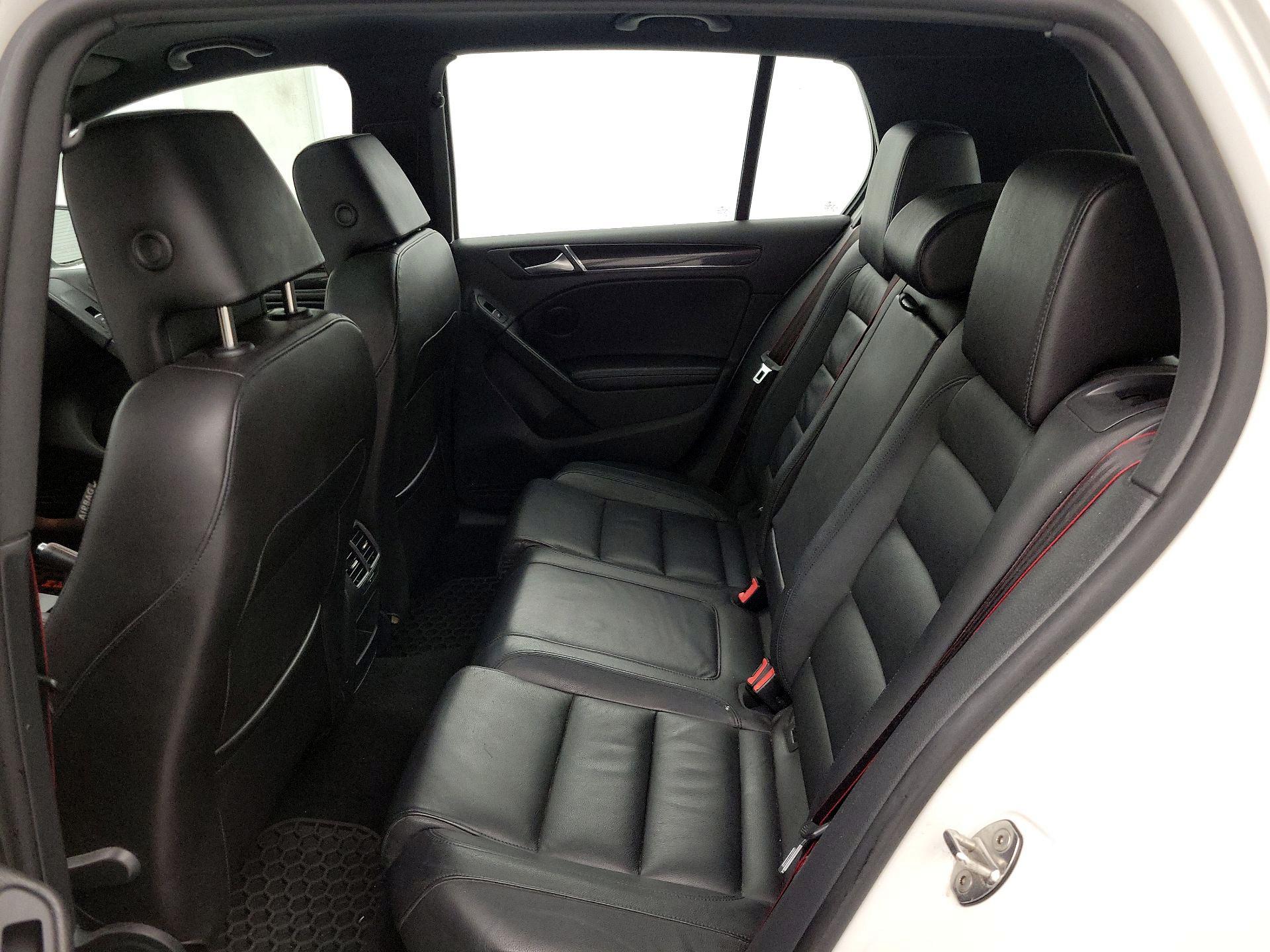 Thumbnail: 2013 Volkswagen Golf - 19