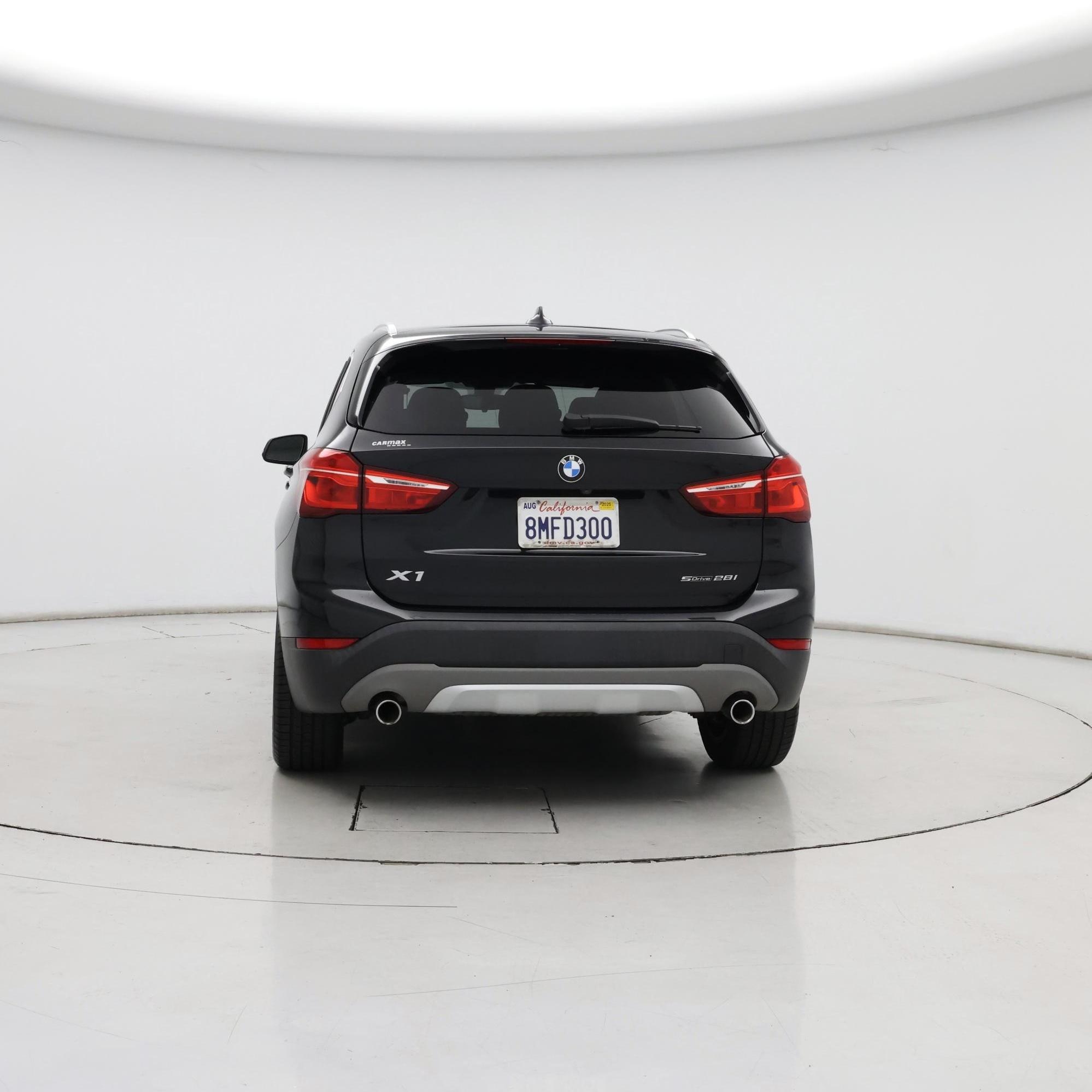 Thumbnail: 2018 BMW X1 - 6