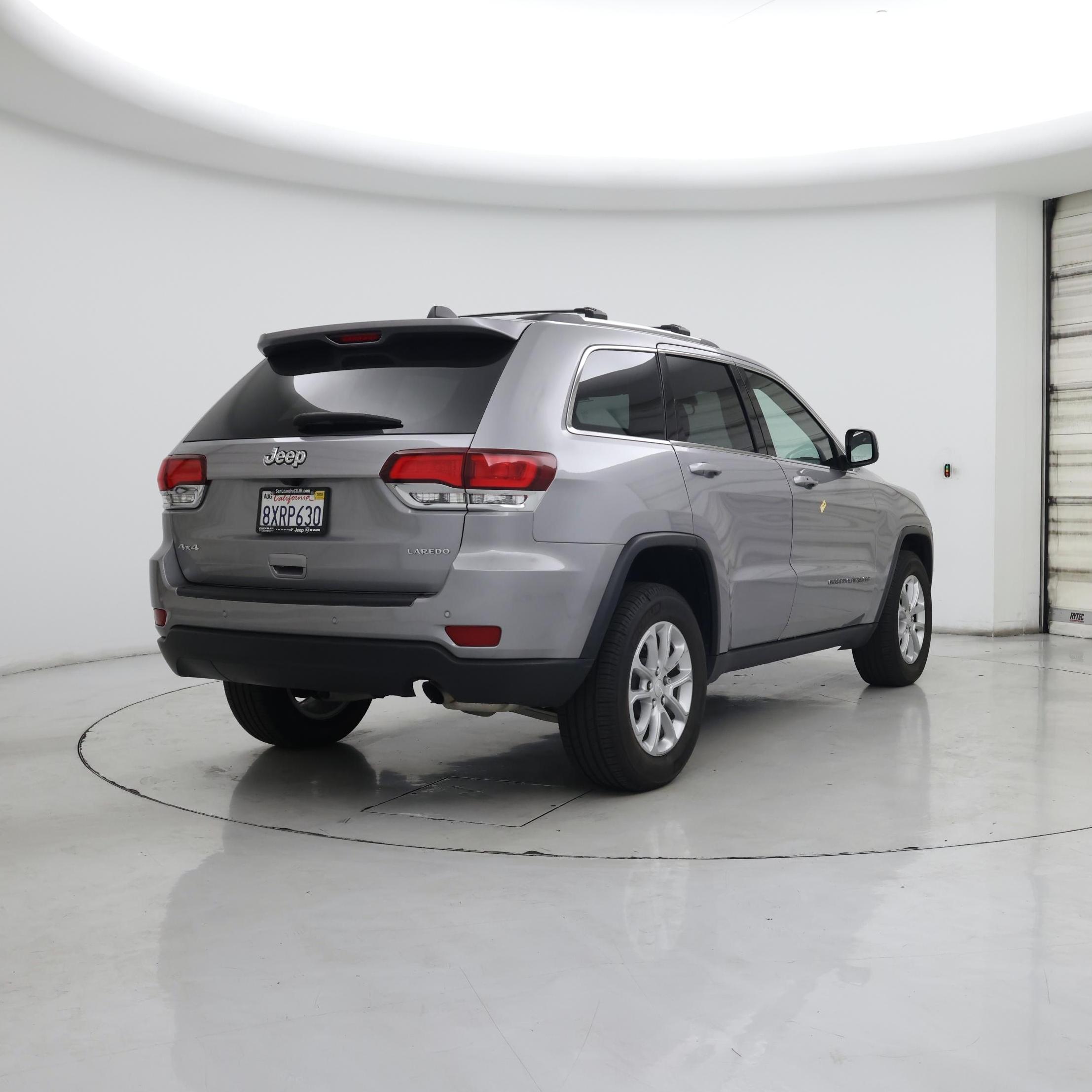 Thumbnail: 2021 Jeep Grand Cherokee - 8
