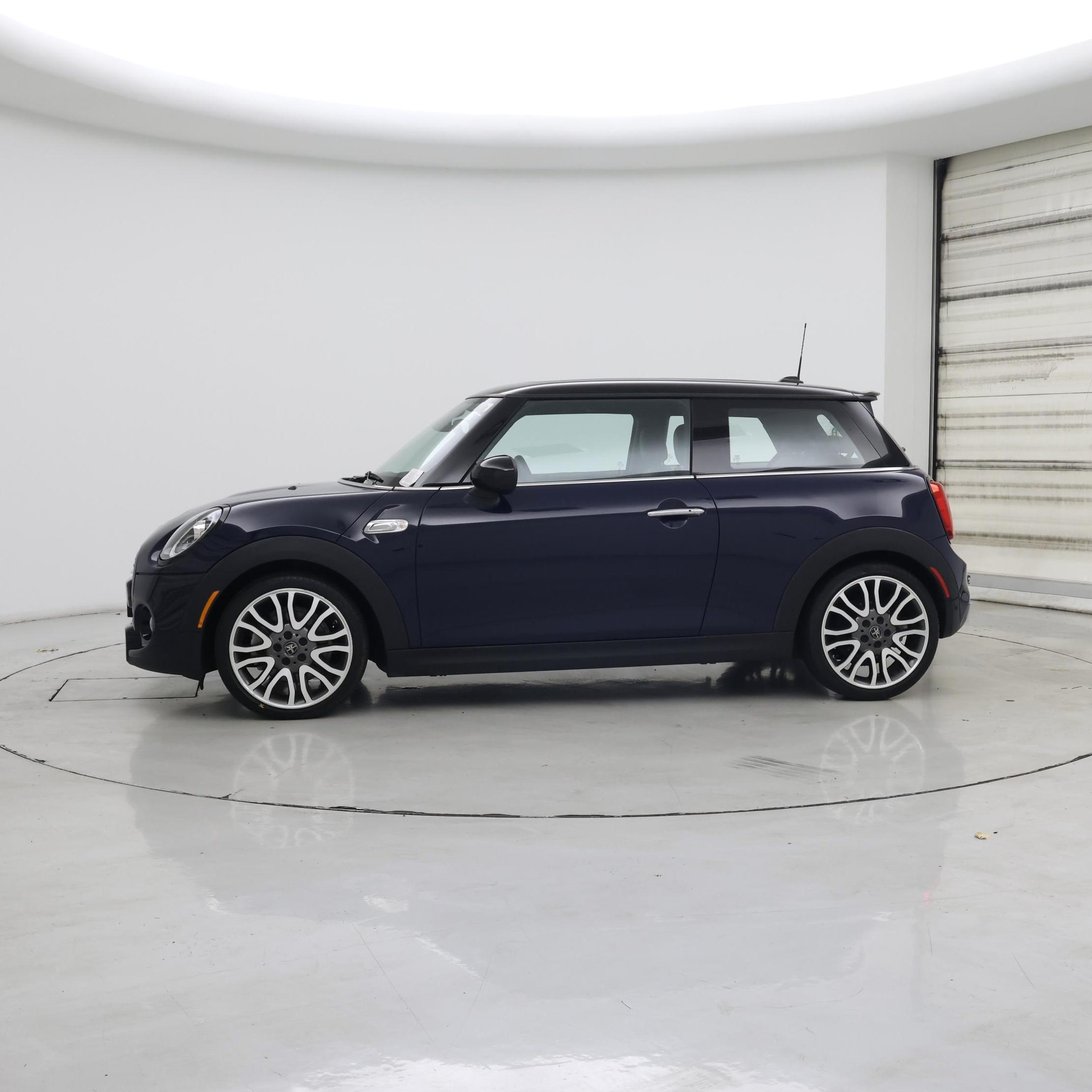 Thumbnail: 2019 MINI Cooper Hardtop - 3