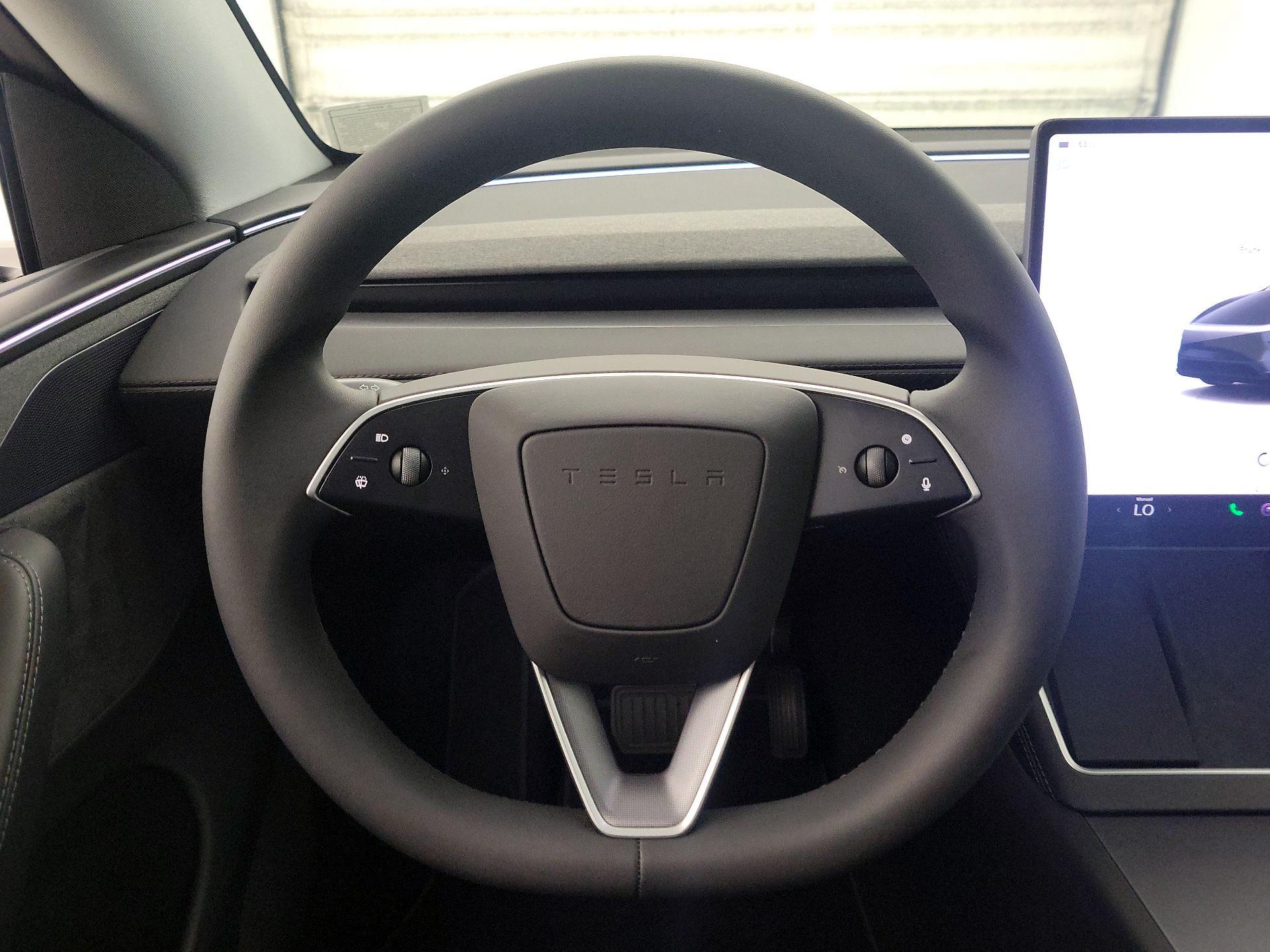 Thumbnail: 2026 Tesla Model Y - 10