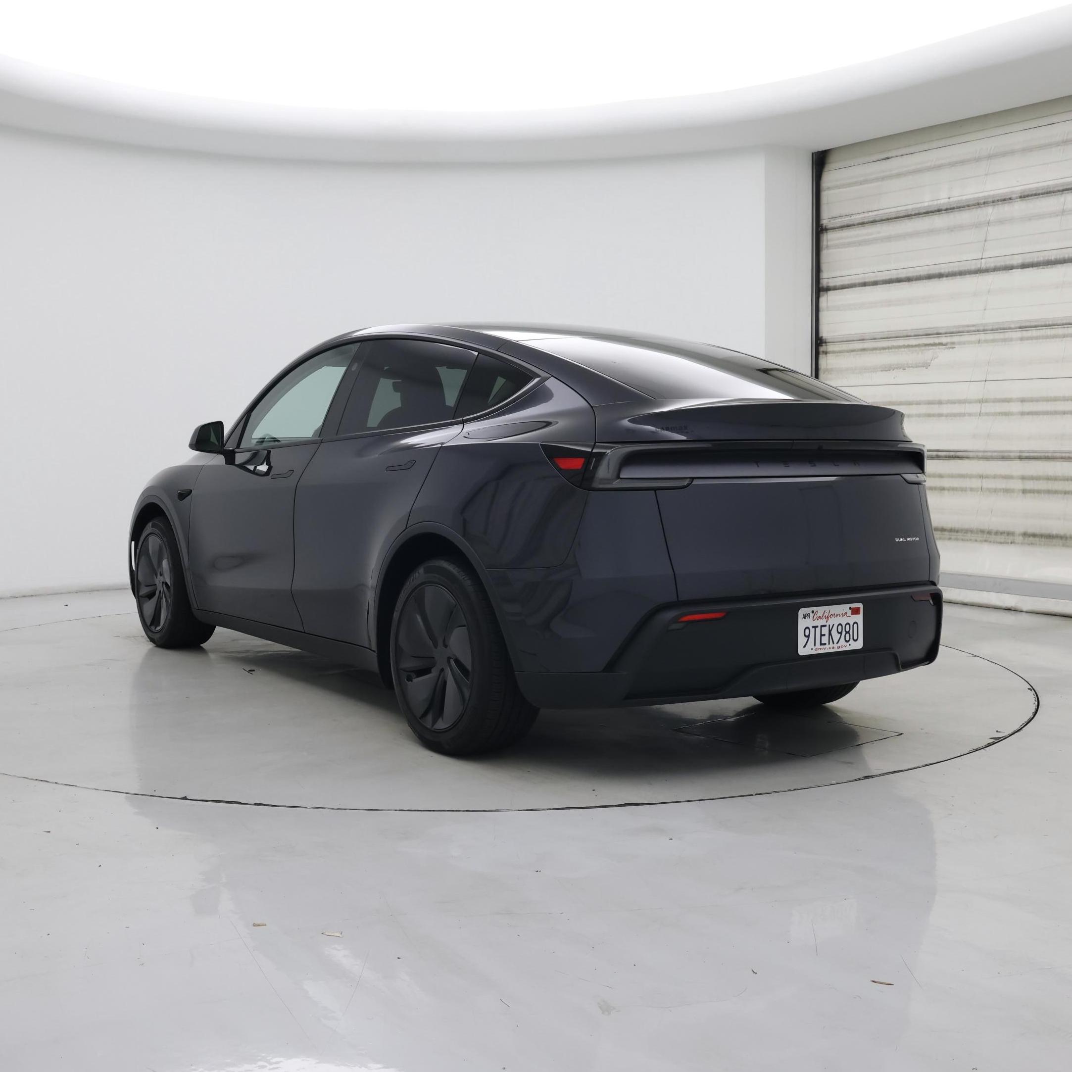 Thumbnail: 2026 Tesla Model Y - 2