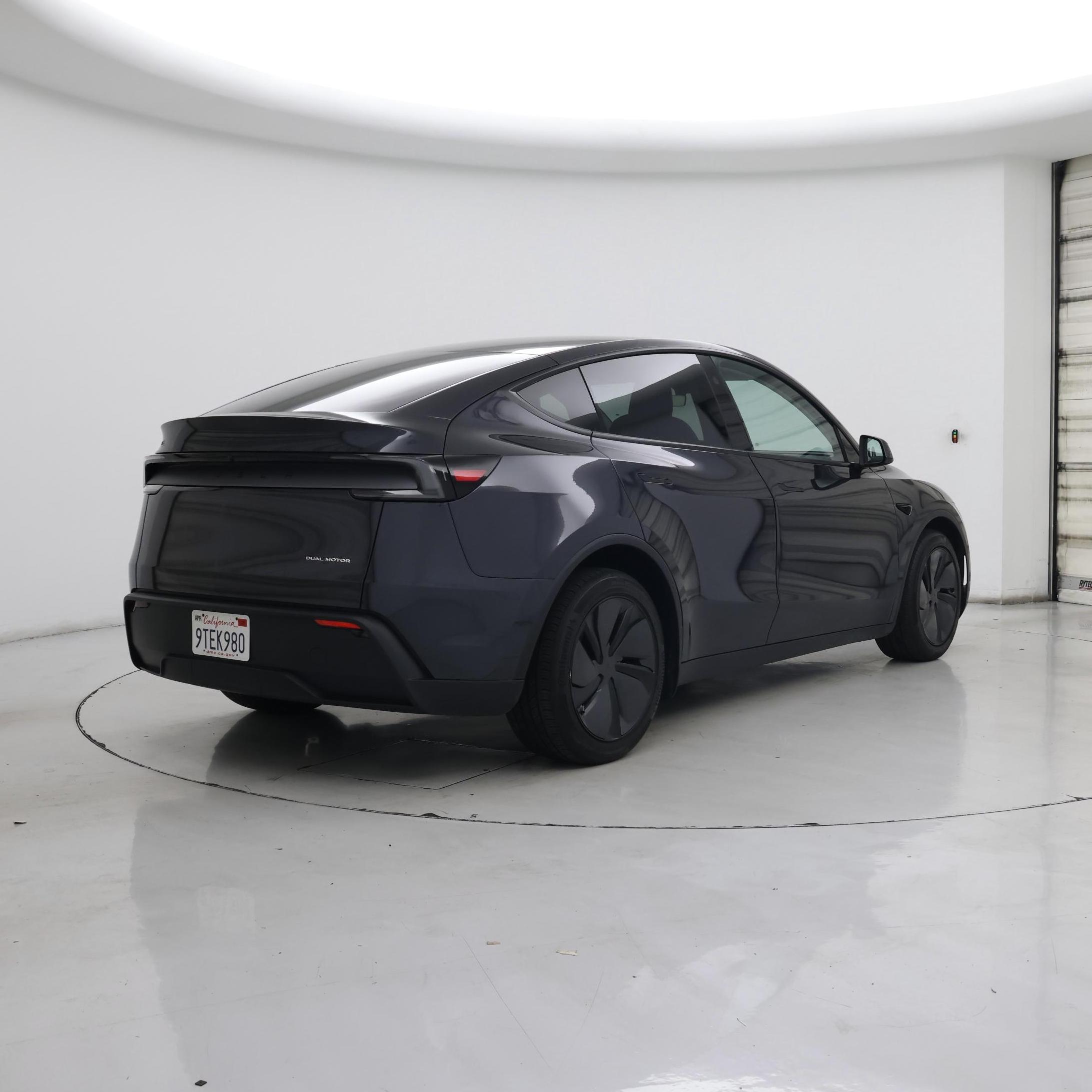 Thumbnail: 2026 Tesla Model Y - 8