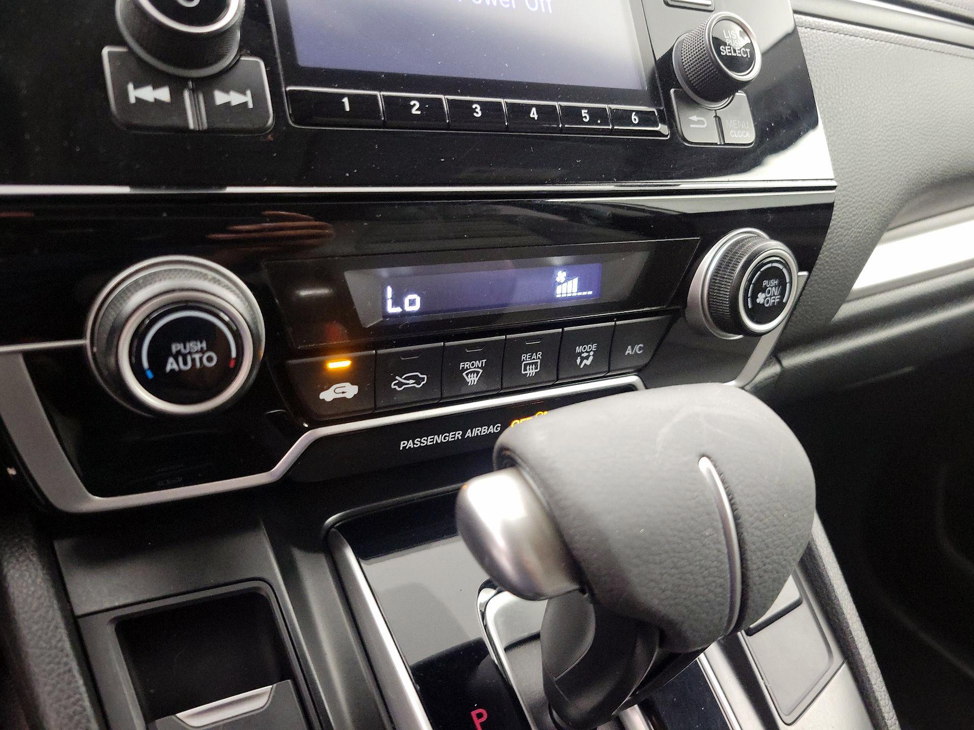 Thumbnail: 2019 Honda CR-V - 16