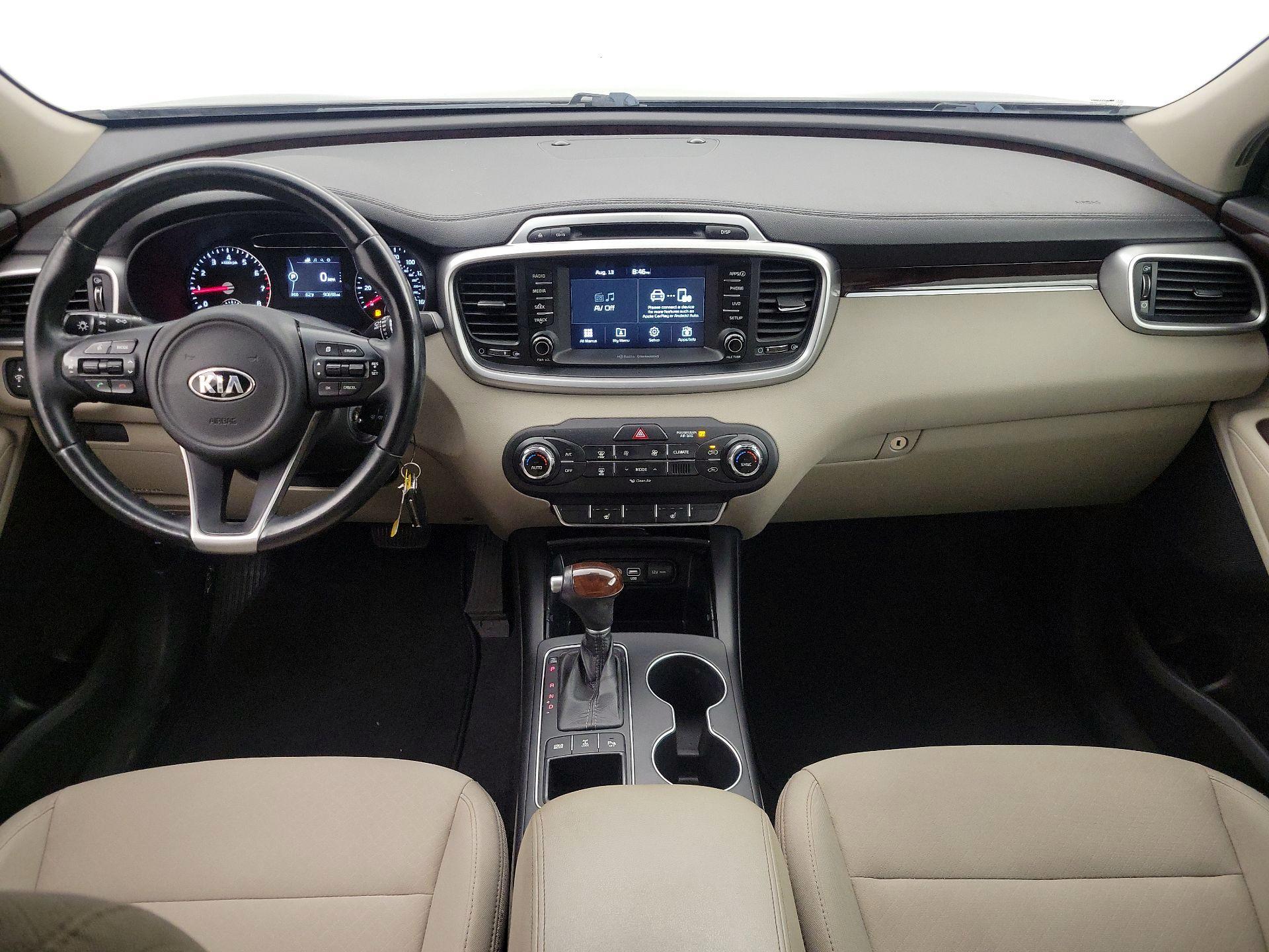 Thumbnail: 2017 Kia Sorento - 9