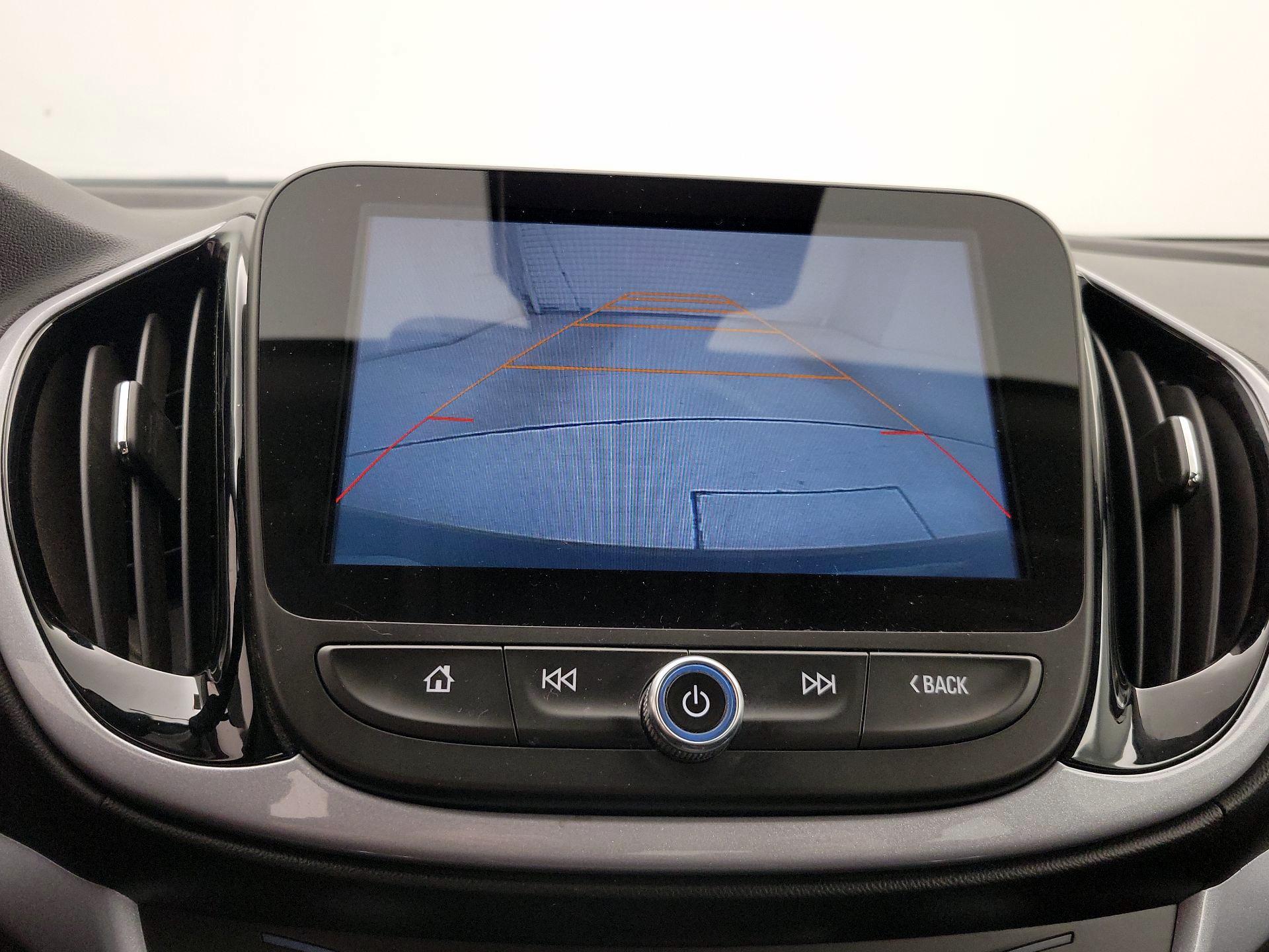 Thumbnail: 2017 Chevrolet Volt - 14
