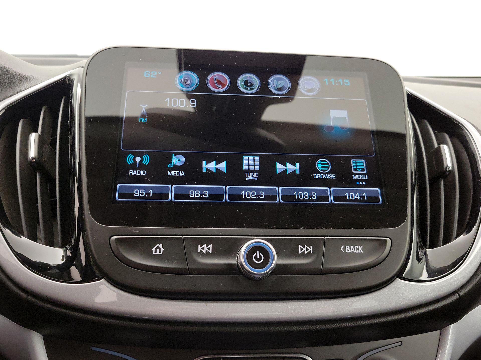 Thumbnail: 2017 Chevrolet Volt - 15