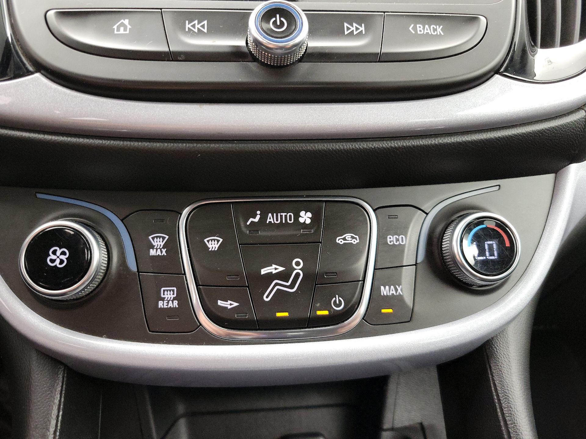Thumbnail: 2017 Chevrolet Volt - 16