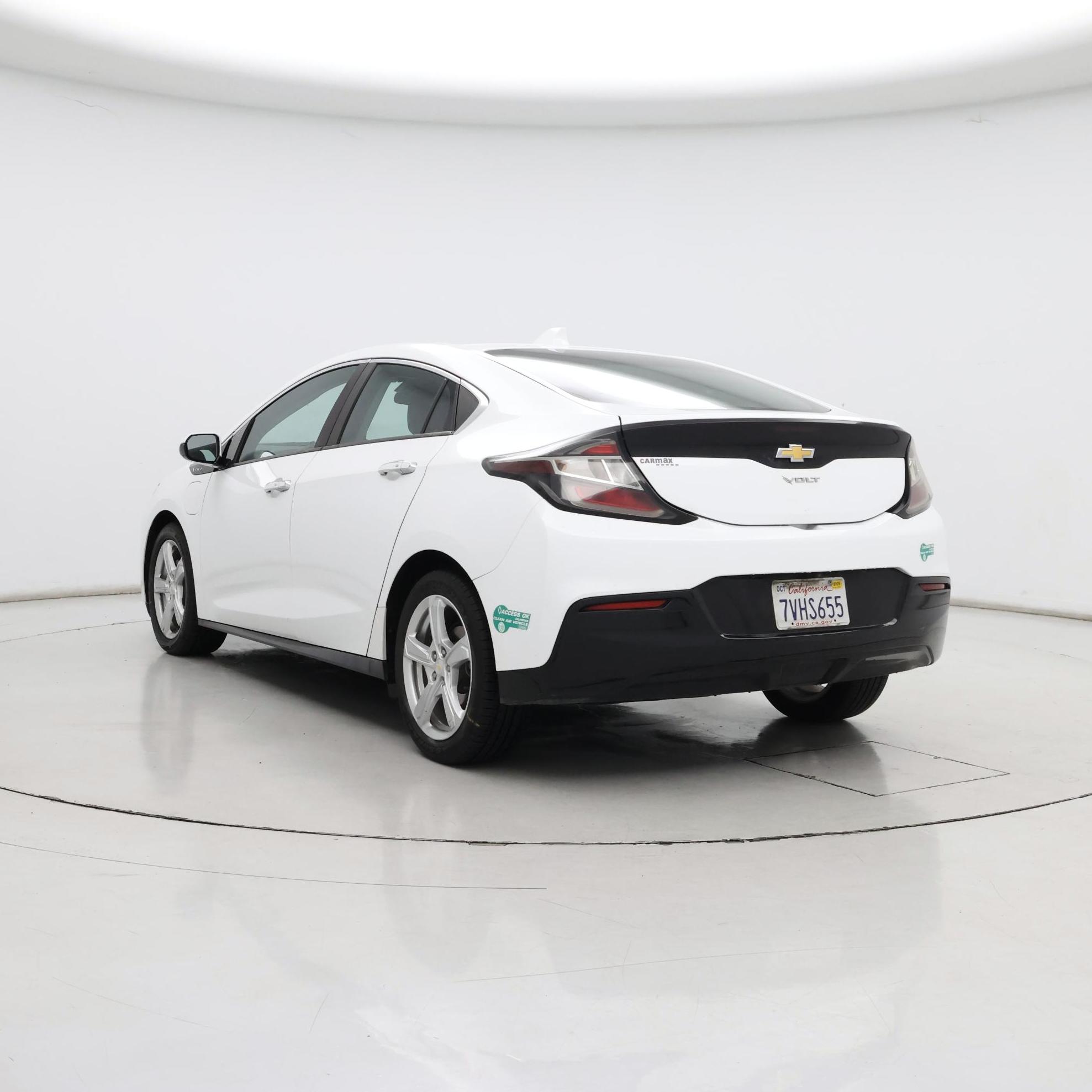 Thumbnail: 2017 Chevrolet Volt - 2