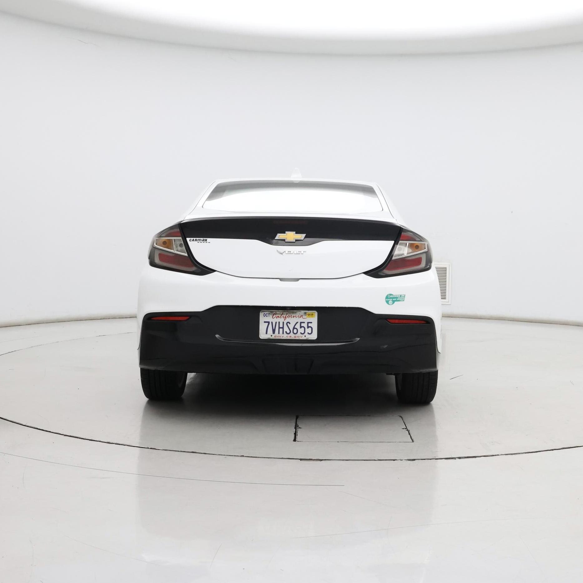 Thumbnail: 2017 Chevrolet Volt - 6