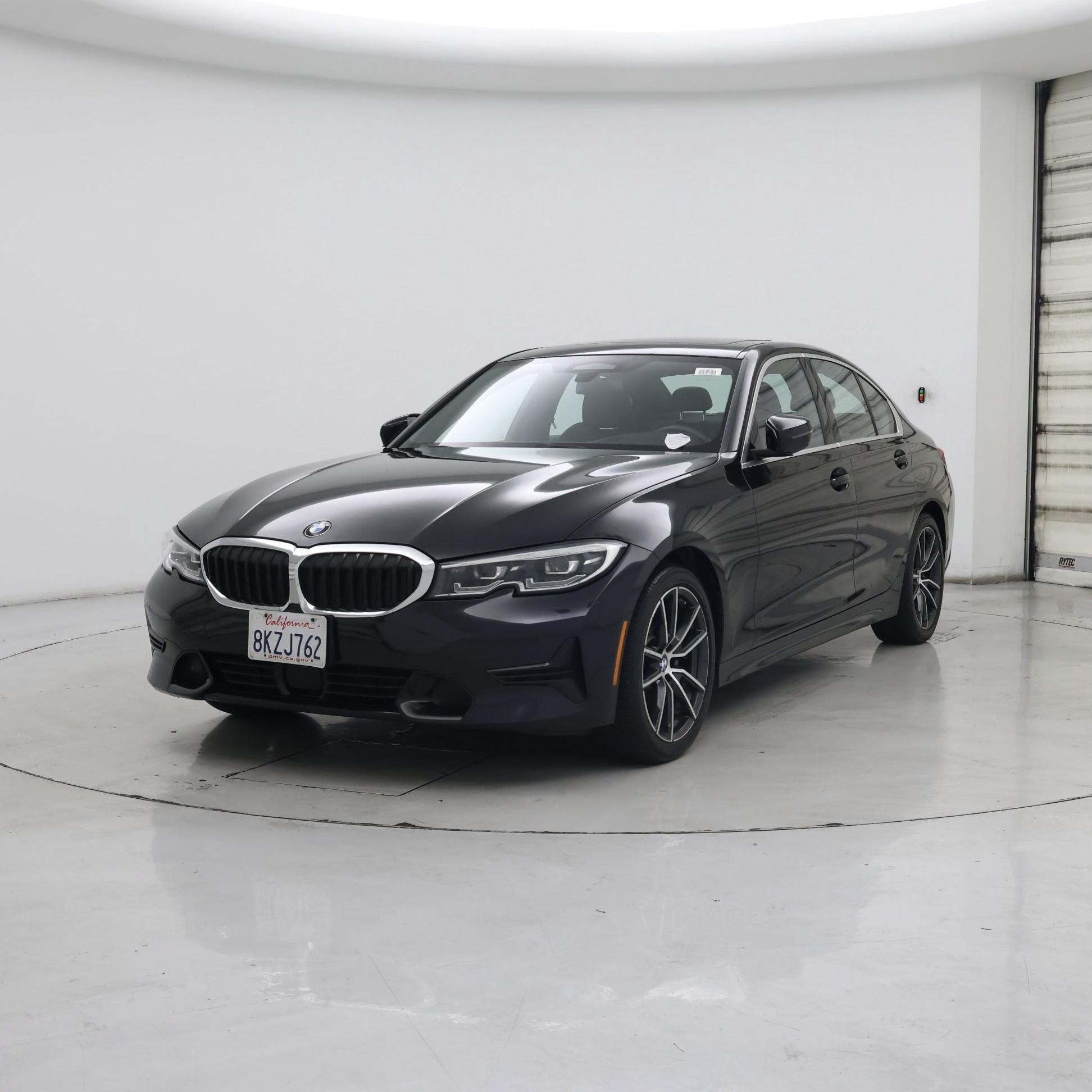 Thumbnail: 2019 BMW 3 Series - 4