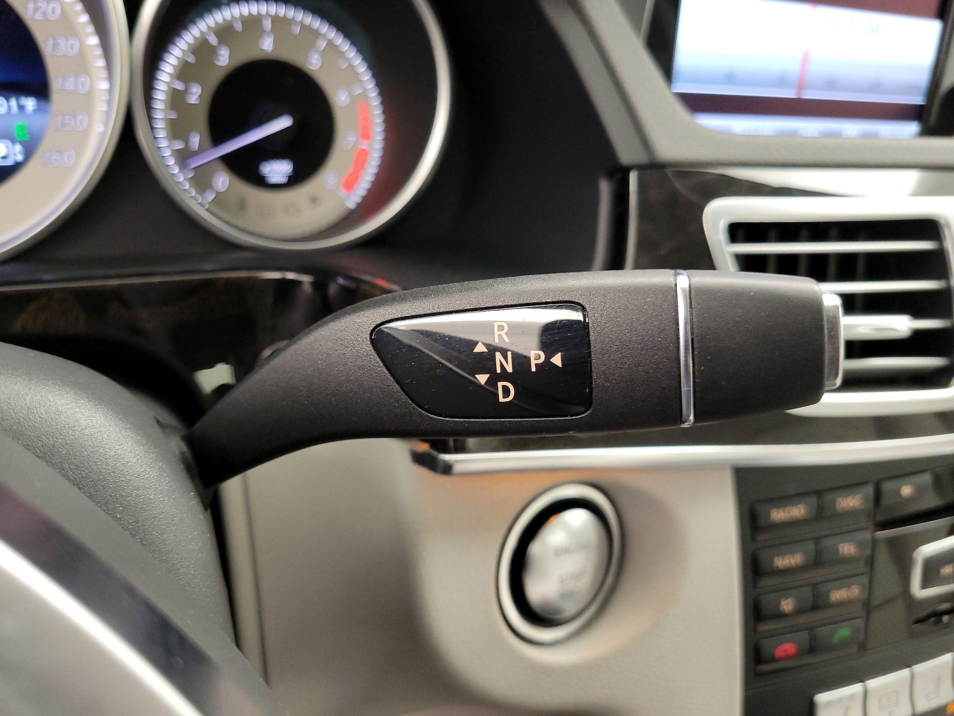 Thumbnail: 2014 Mercedes-Benz E-Class - 17