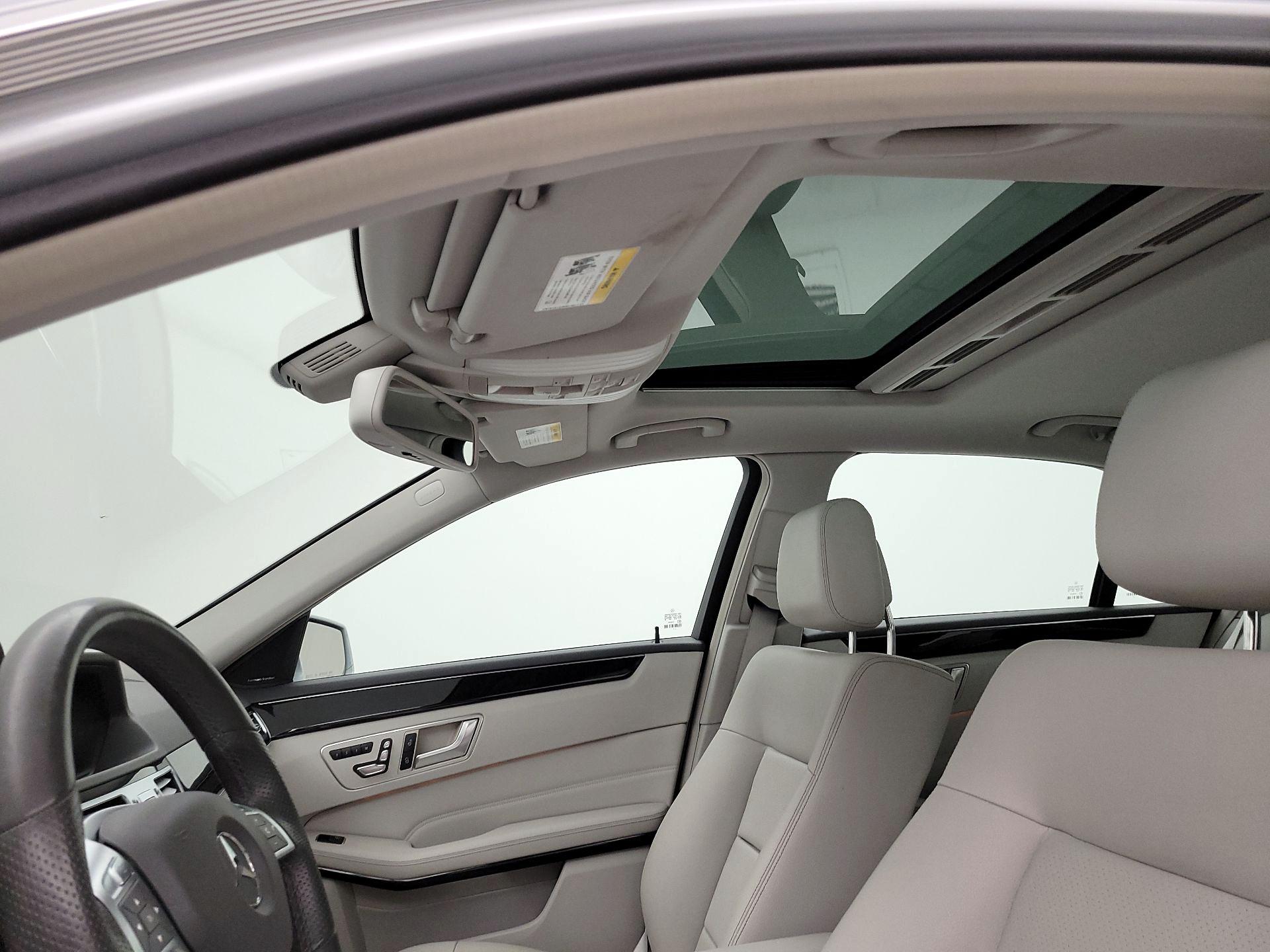 Thumbnail: 2014 Mercedes-Benz E-Class - 18