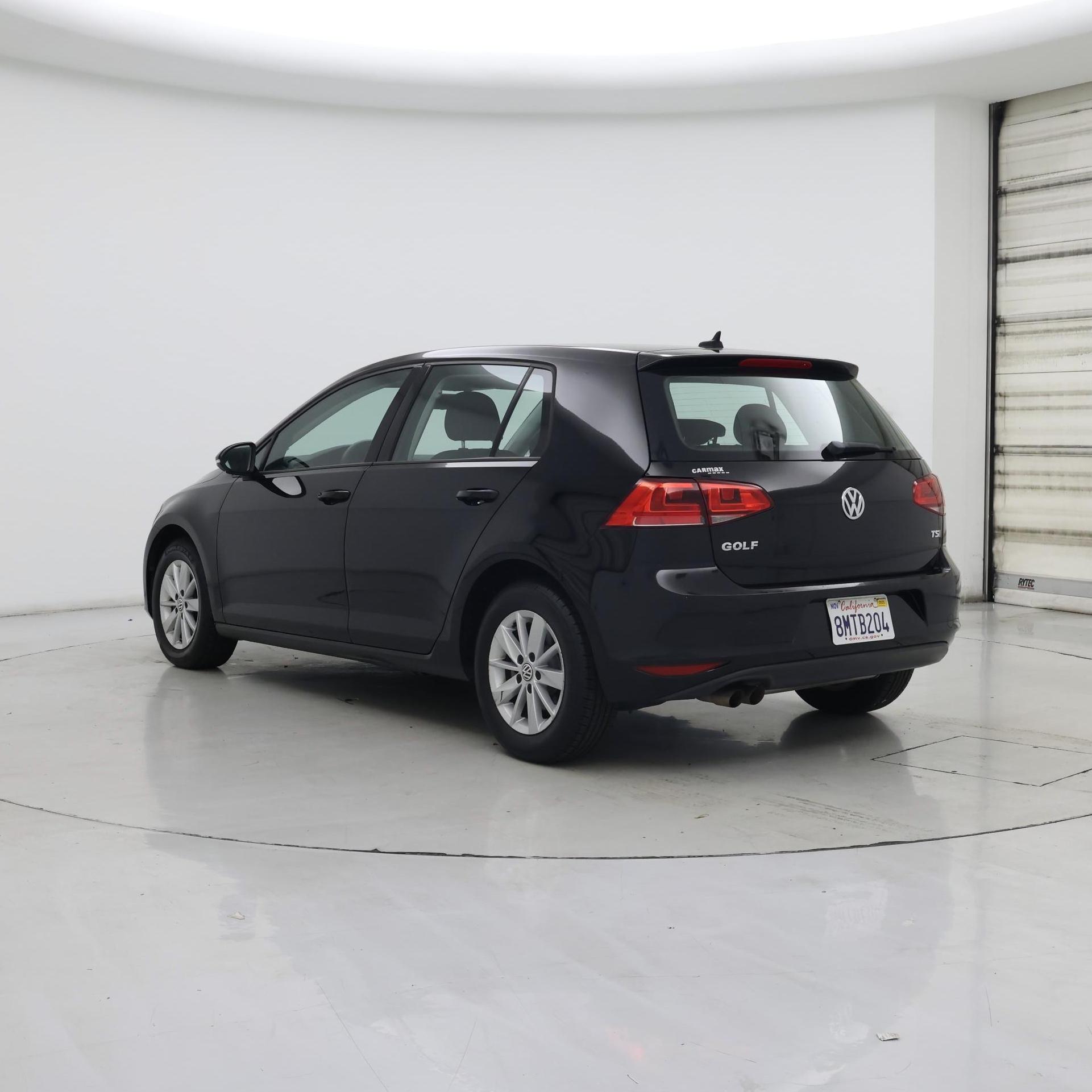 Thumbnail: 2016 Volkswagen Golf - 2