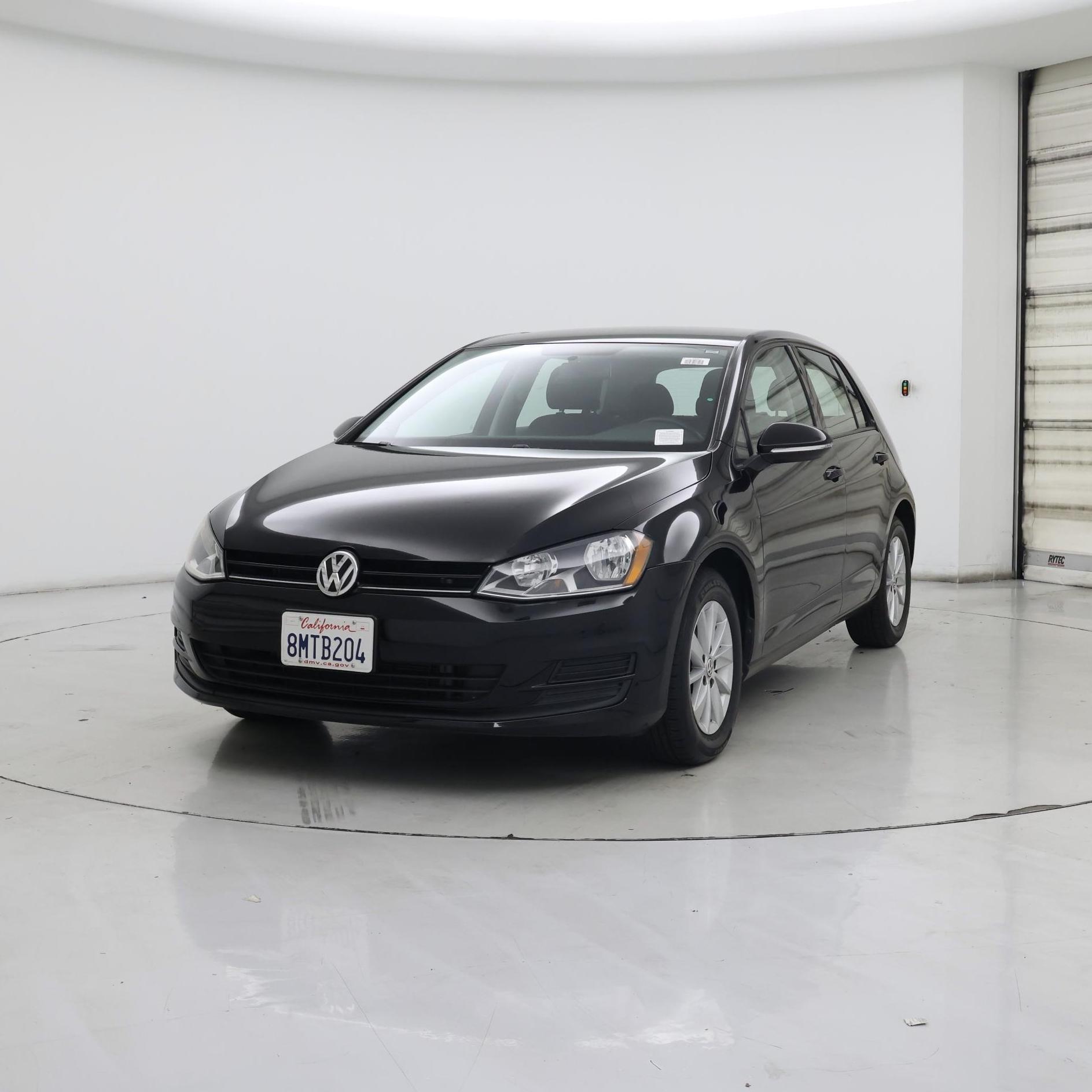 Thumbnail: 2016 Volkswagen Golf - 4